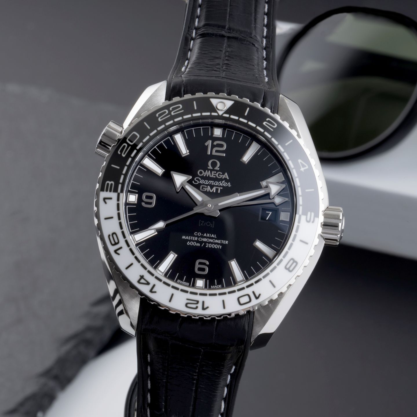 Omega Seamaster Planet Ocean 215.33.44.22.01.001 - (3/8)