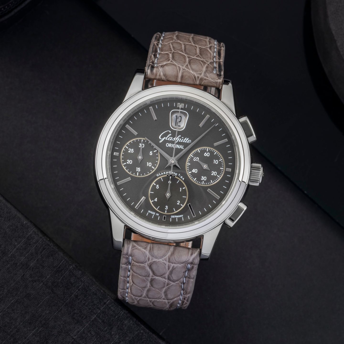 Unknown Unknown 39-31-14-23-04 (2005) - (1/8)