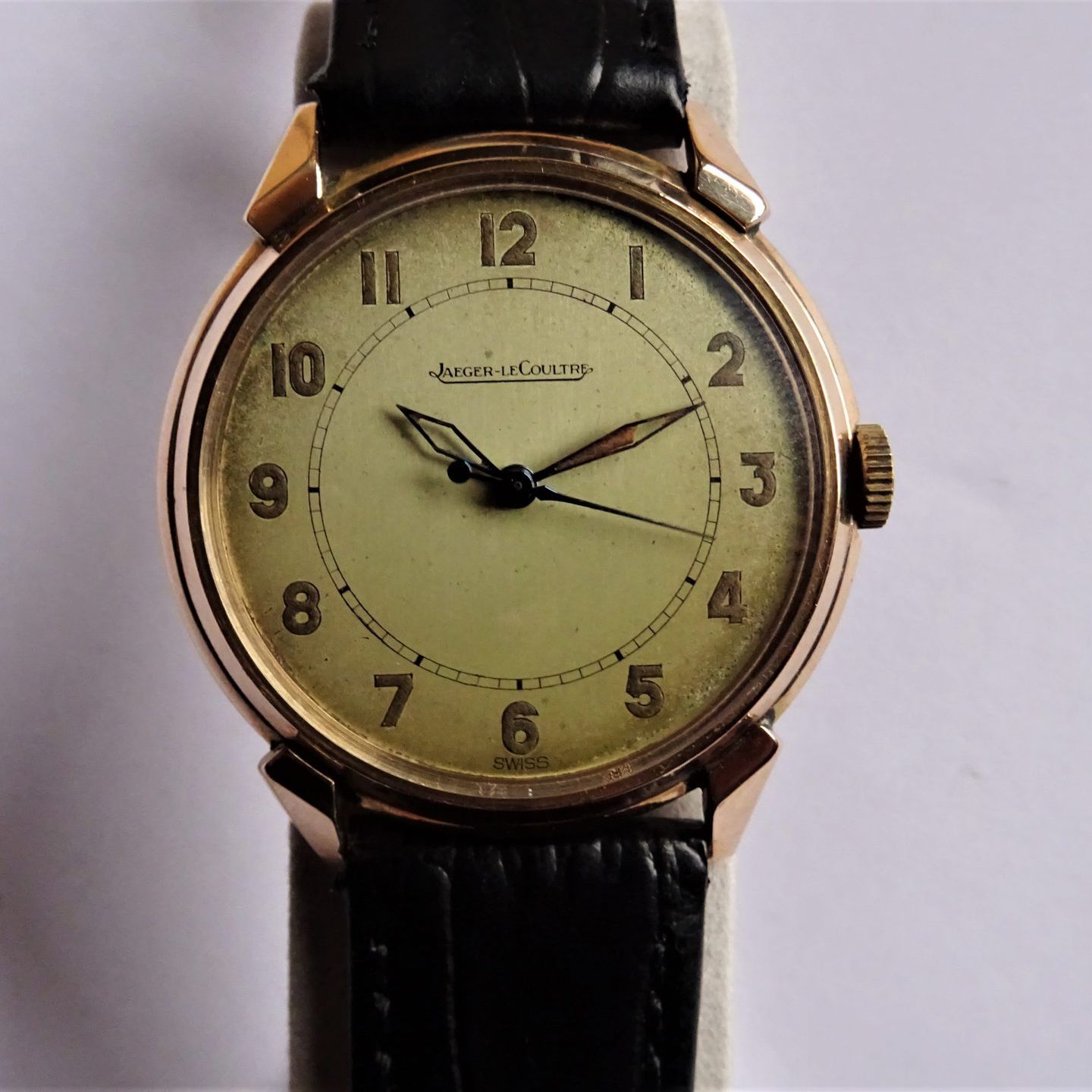 Jaeger-LeCoultre Vintage - (1942) - Multi-colour dial 35 mm Rose Gold case (3/8)