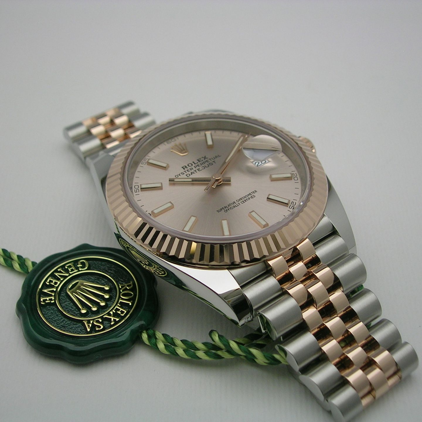 Rolex Datejust 41 126331 (2023) - Roze wijzerplaat 41mm Staal (3/5)