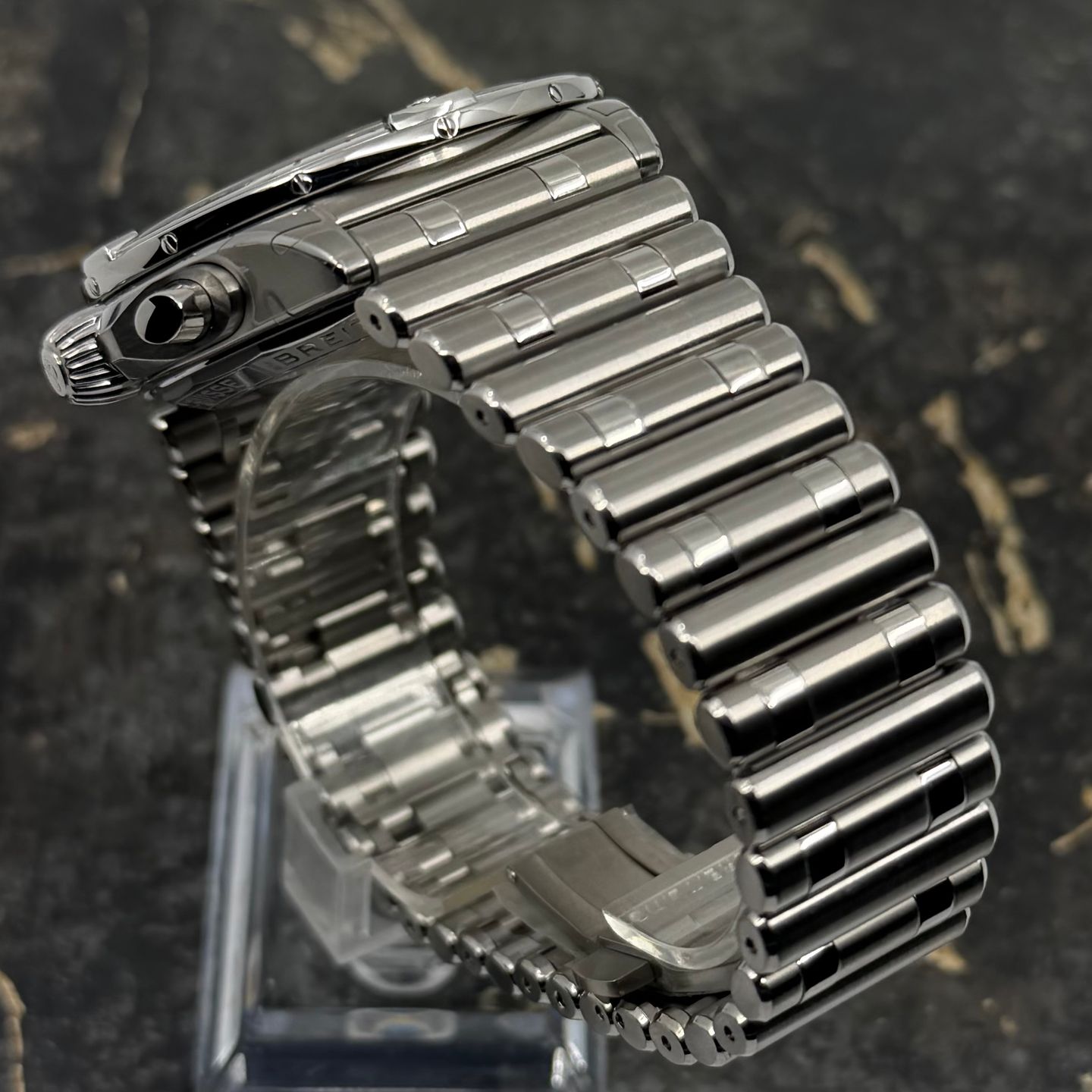 Breitling Chronomat 42 EB0134101M1E1 (2026) - Grey dial 42 mm Titanium case (6/8)