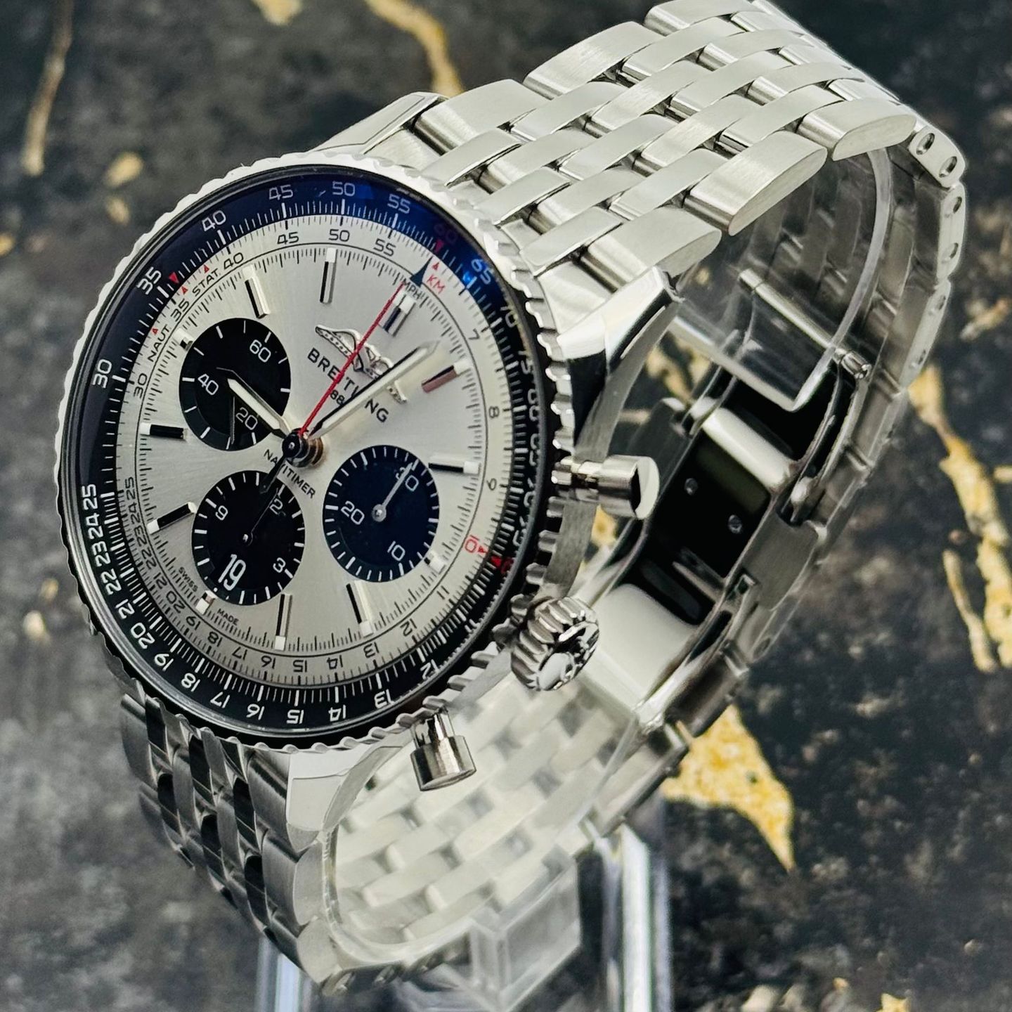 Breitling Navitimer 1 B01 Chronograph AB0138241G1A1 - (4/8)