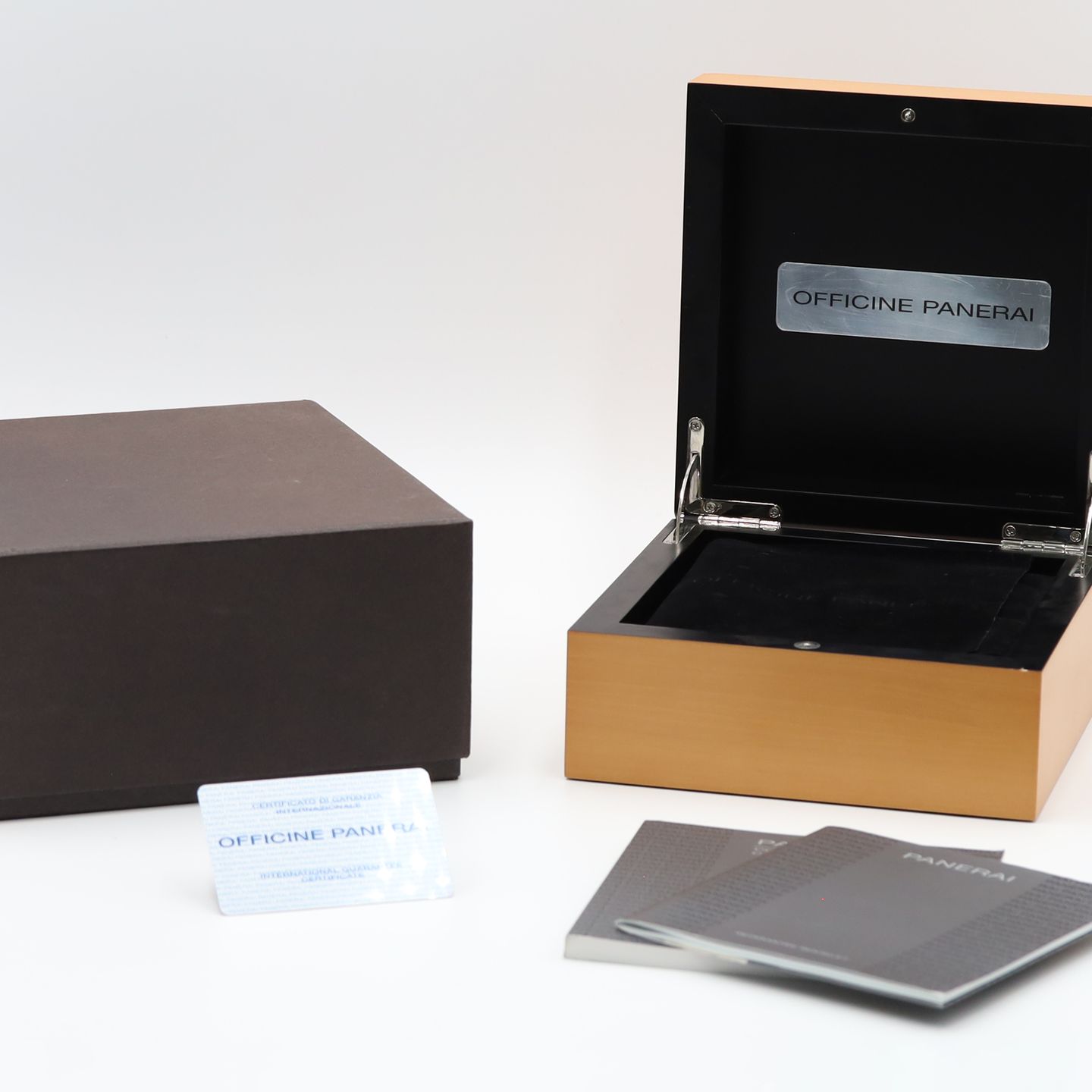 Panerai Luminor Marina Automatic PAM00299 (2010) - Black dial 44 mm Steel case (8/8)