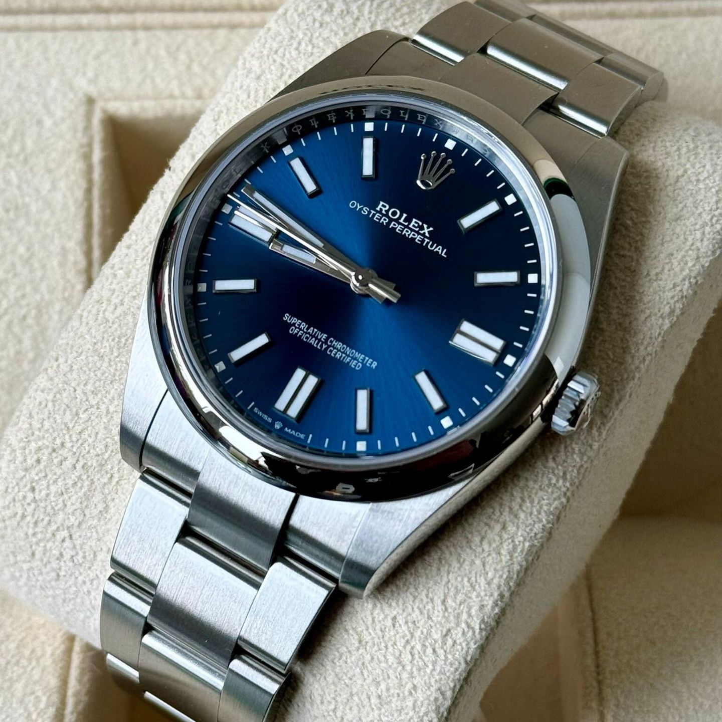 Rolex Oyster Perpetual 41 124300 (2023) - Blue dial 41 mm Steel case (3/7)