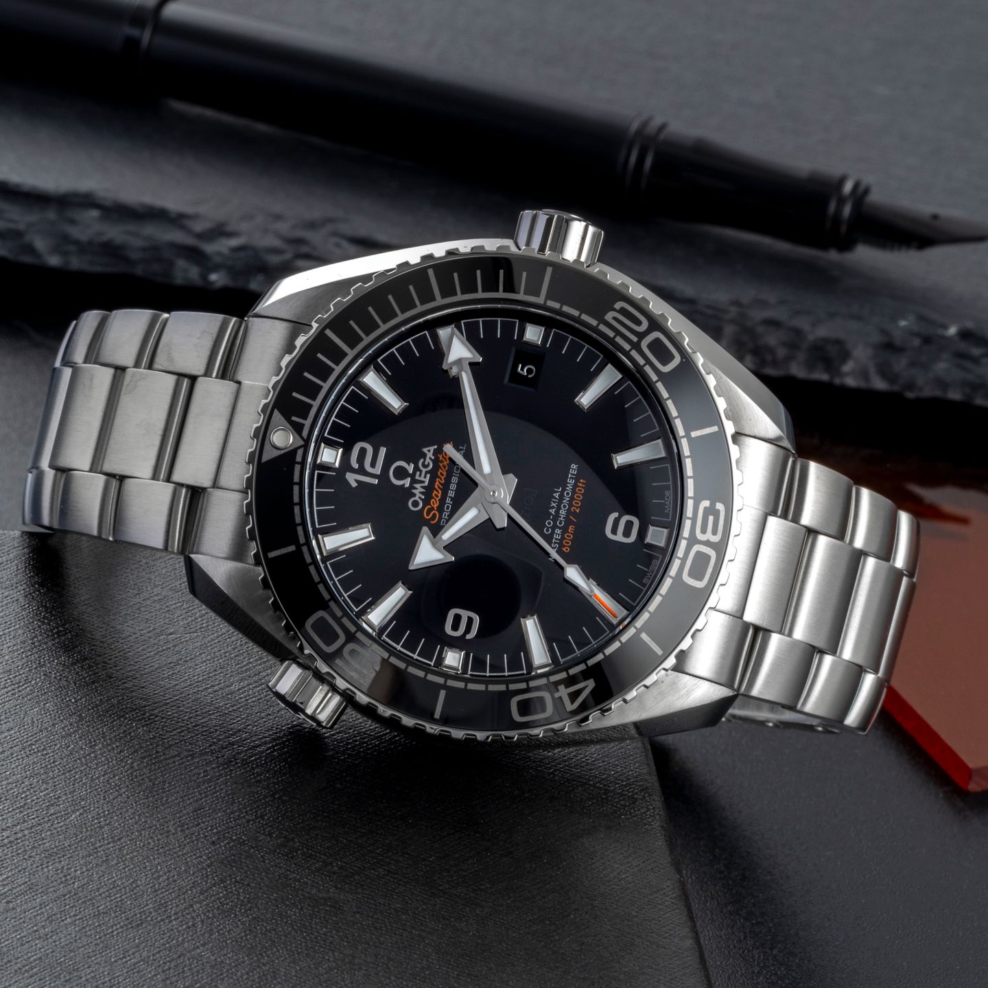 Omega Seamaster Planet Ocean 215.30.44.21.01.001 - (2/8)