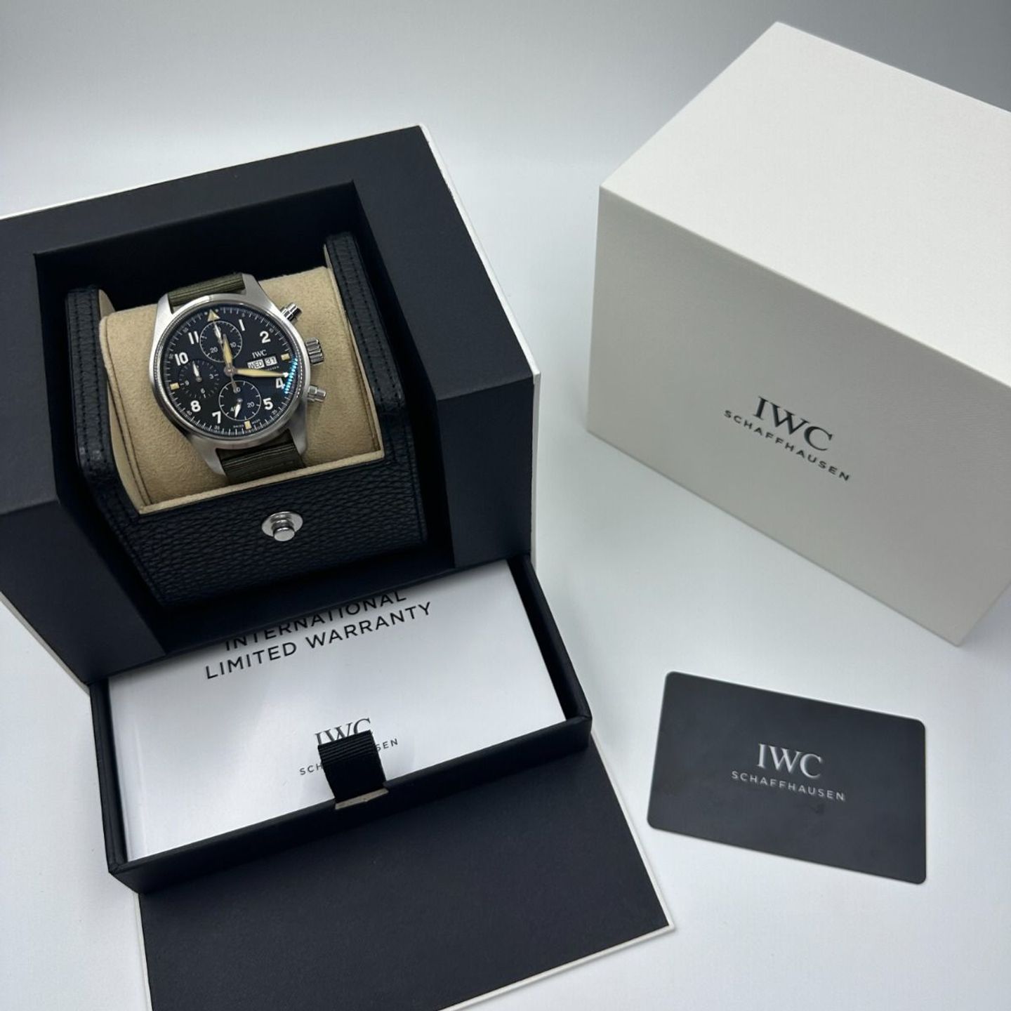 IWC Pilot Spitfire Chronograph IW387901 (2024) - Black dial 41 mm Steel case (3/8)