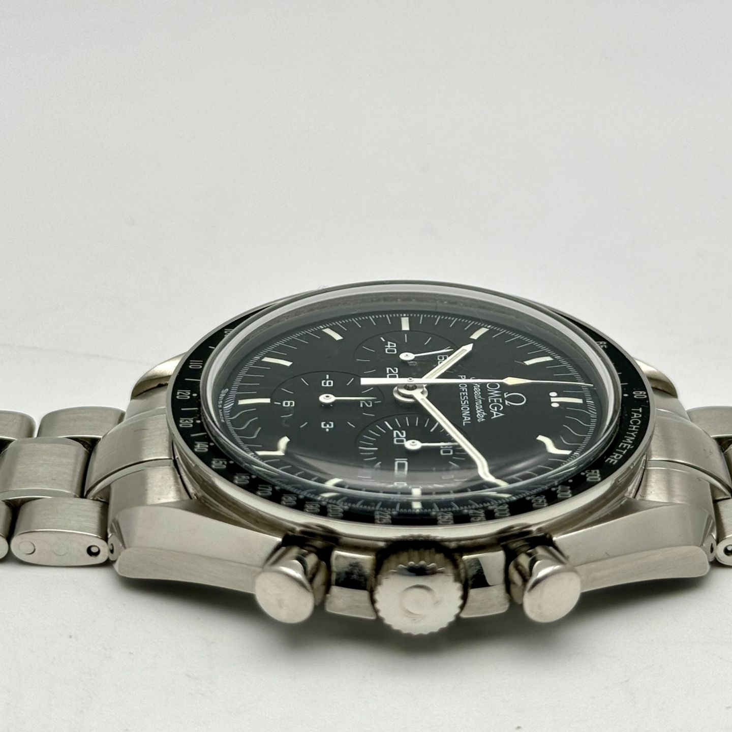 Omega Speedmaster Professional Moonwatch 3572.50.00 (1998) - Zwart wijzerplaat 42mm Staal (3/10)