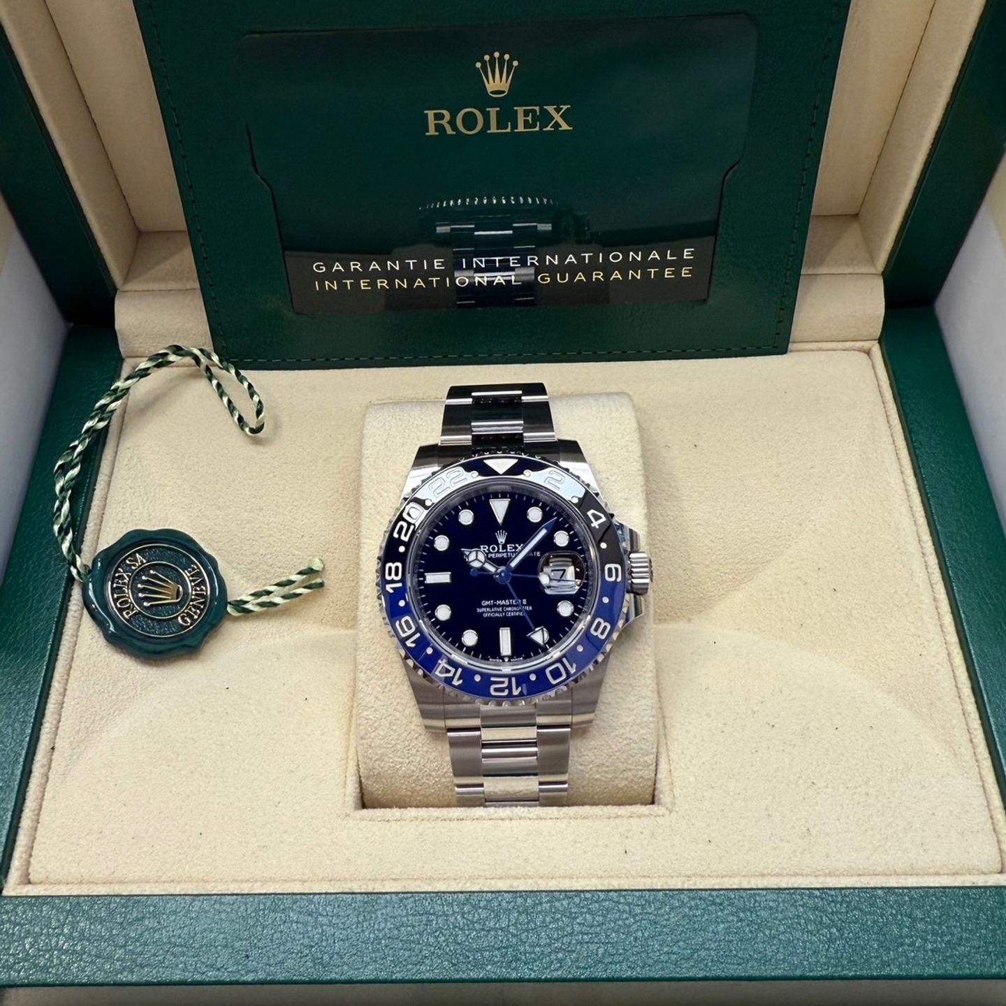 Rolex GMT-Master II 126710BLNR (2024) - Black dial 40 mm Steel case (1/6)