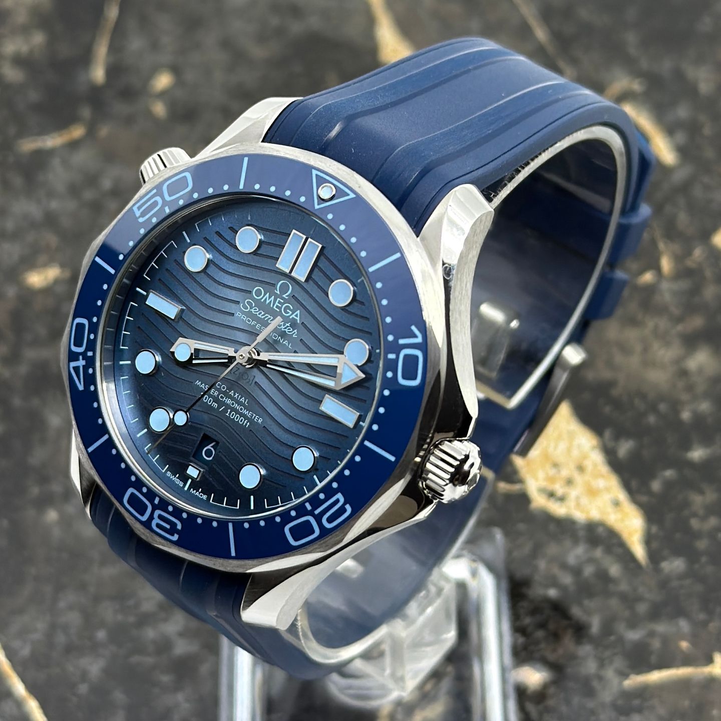 Omega Seamaster Diver 300 M 210.32.42.20.03.002 (2026) - Blue dial 42 mm Steel case (4/8)