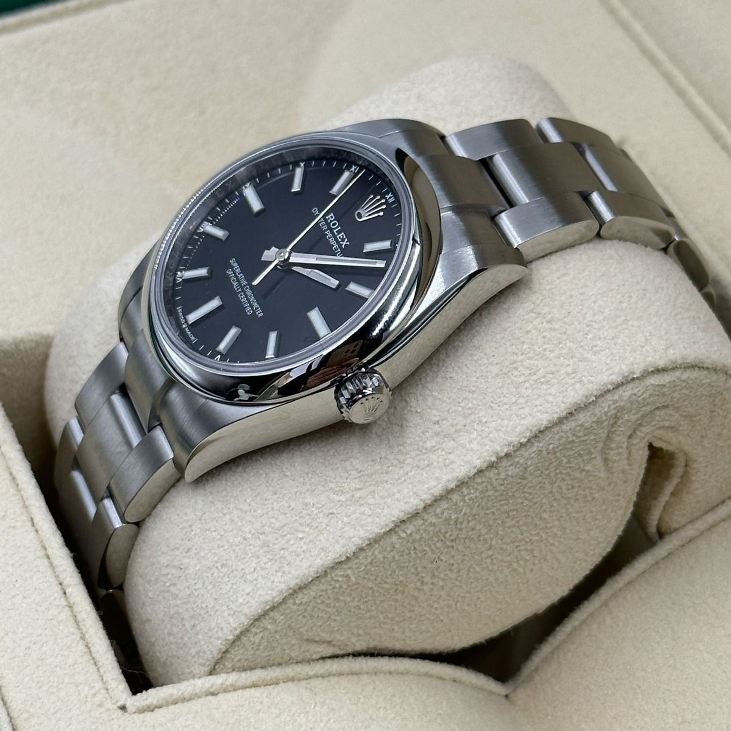 Rolex Oyster Perpetual 34 124200 (2022) - Zwart wijzerplaat 28mm Staal (5/8)