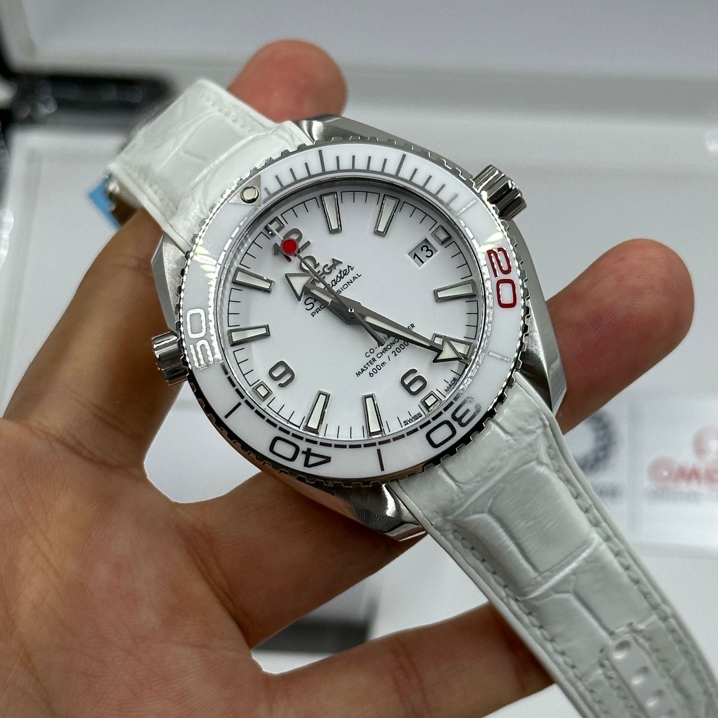 Omega Seamaster Planet Ocean 522.33.40.20.04.001 - (7/8)