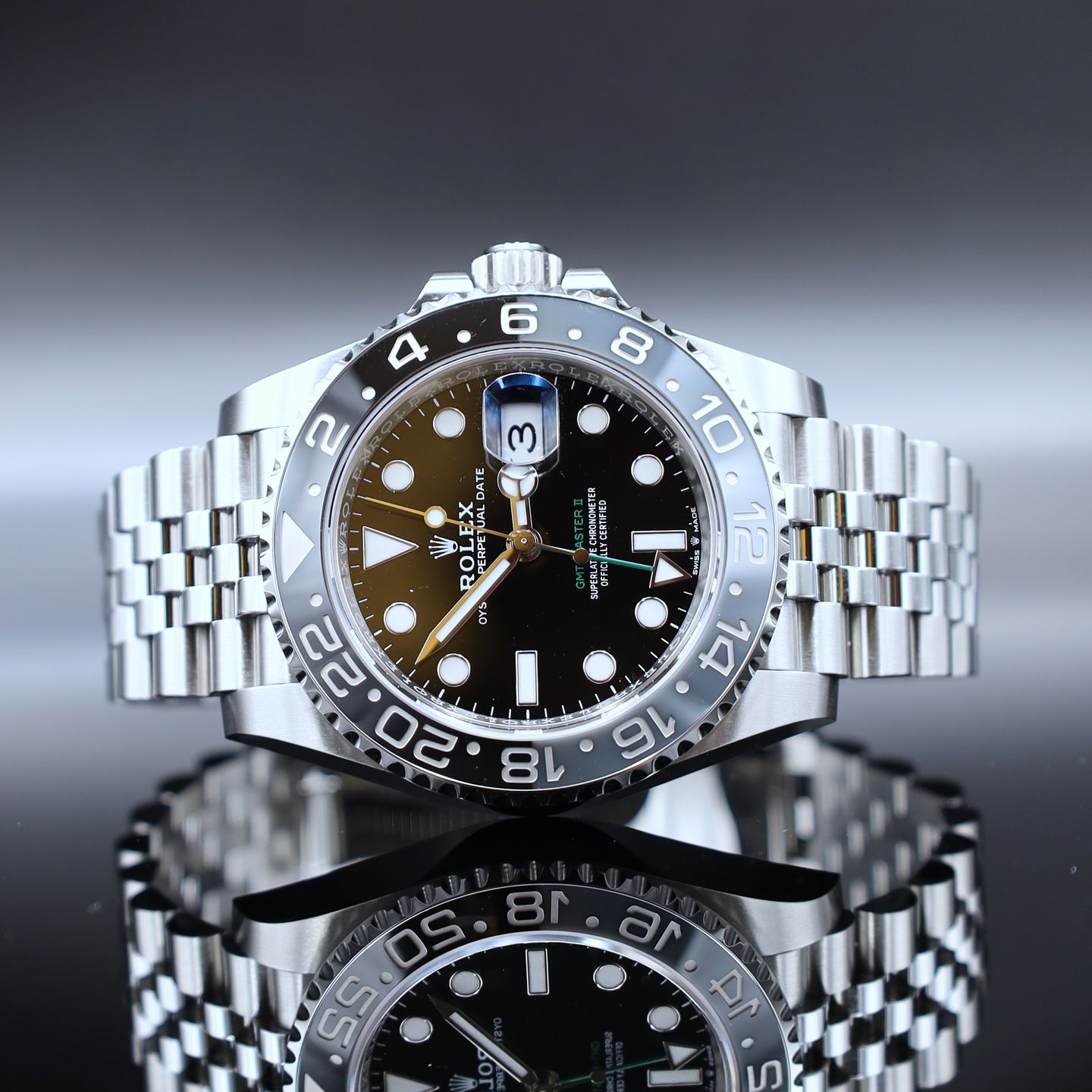 Rolex GMT-Master II 126710GRNR (2023) - Zwart wijzerplaat 40mm Staal (1/6)