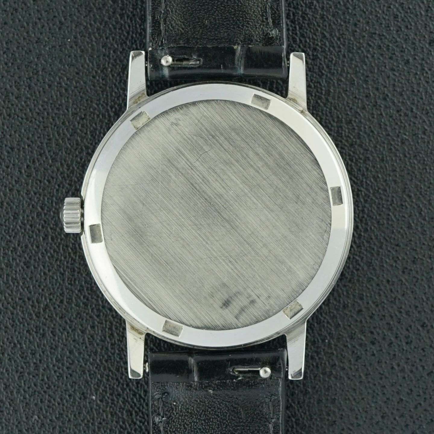 Omega Genève 136.0099 - (3/8)