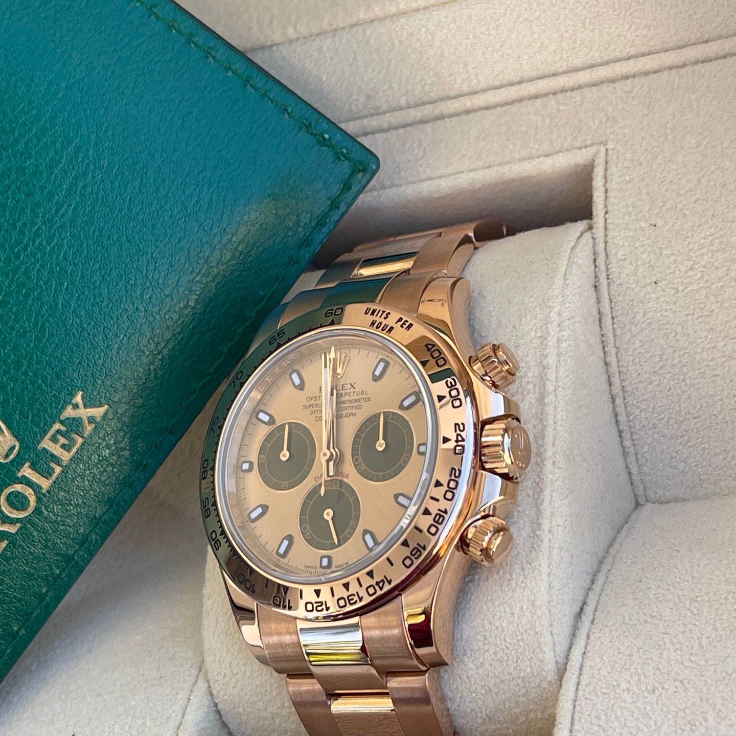 Rolex Daytona 116505 (2015) - Pink dial 40 mm Rose Gold case (5/6)