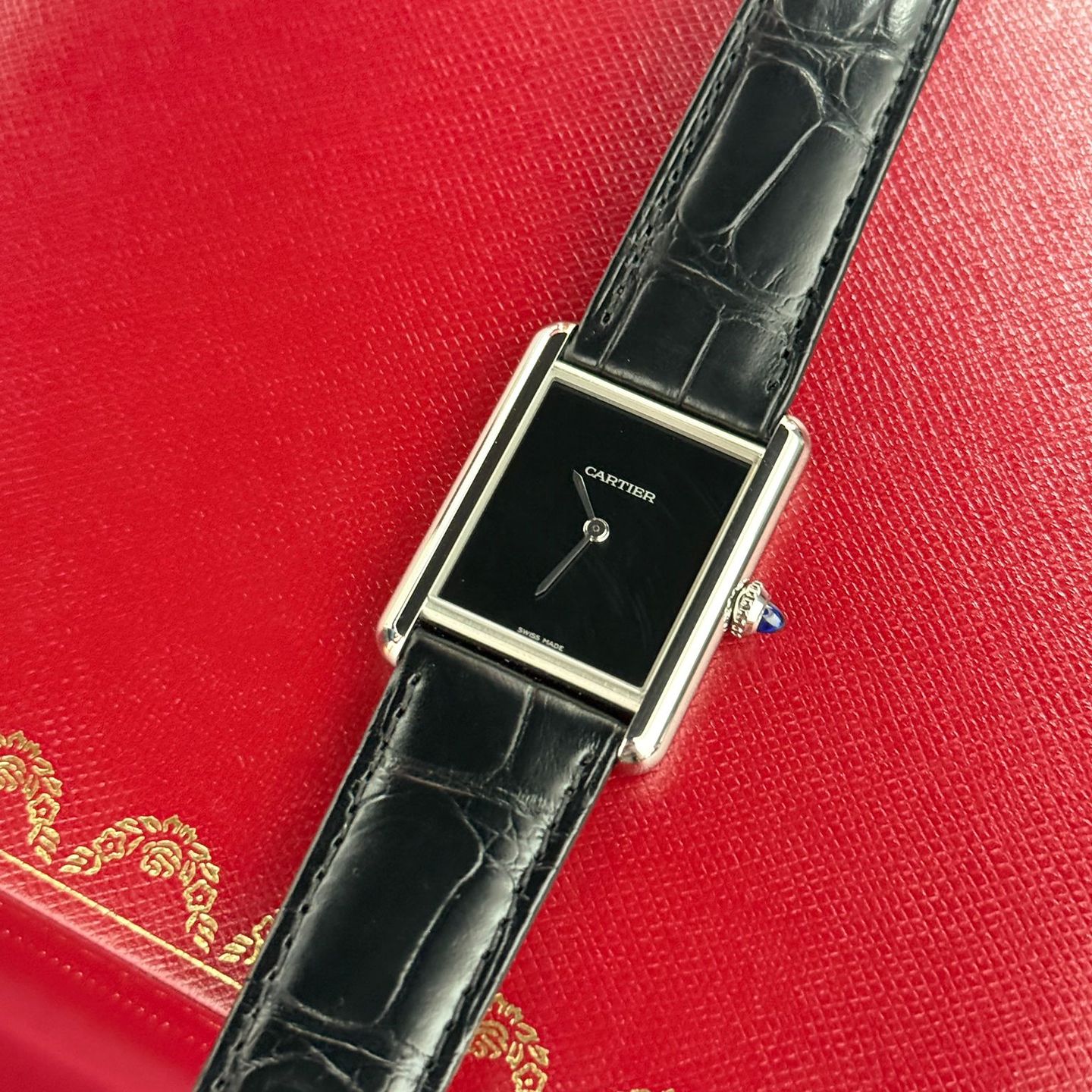 Cartier Tank WSTA0072 (2024) - Black dial 26 mm Steel case (5/8)