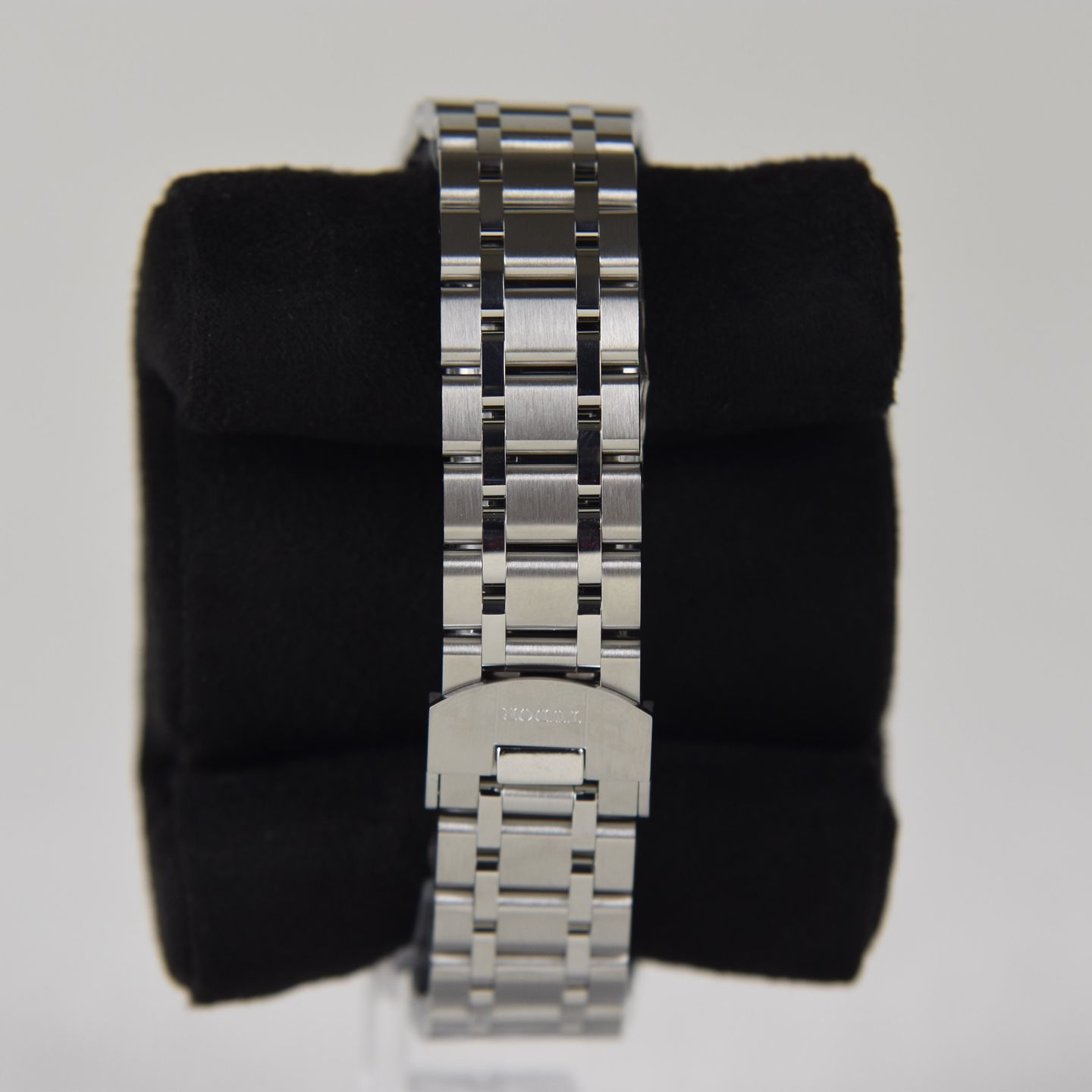 Tudor Royal 28600 (2025) - Zilver wijzerplaat 41mm Staal (2/6)