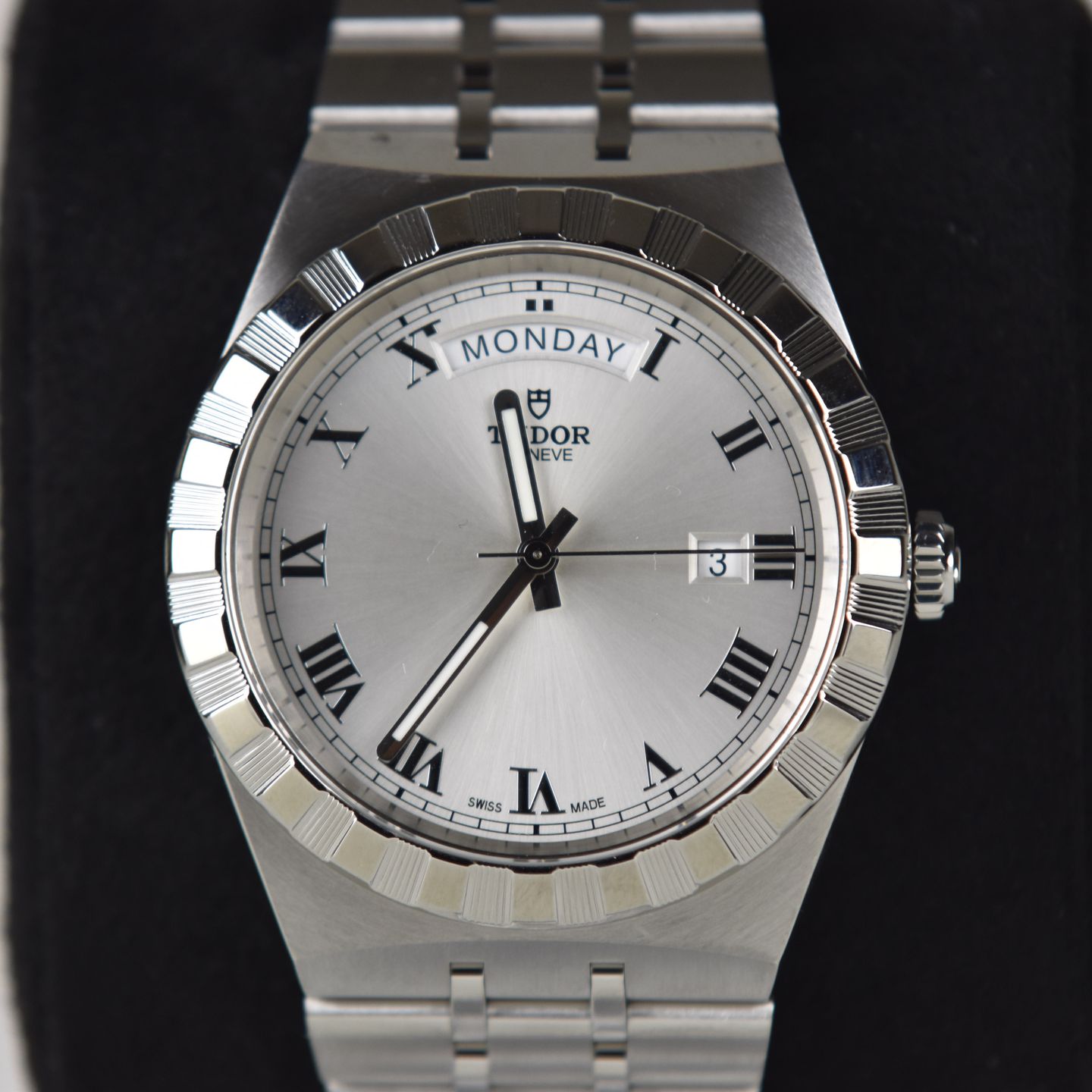 Tudor Royal 28600 (2025) - Zilver wijzerplaat 41mm Staal (1/6)