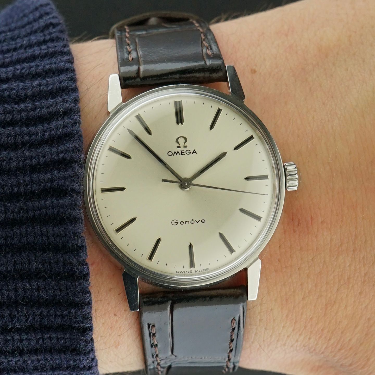 Omega Genève 135.011 - (2/8)