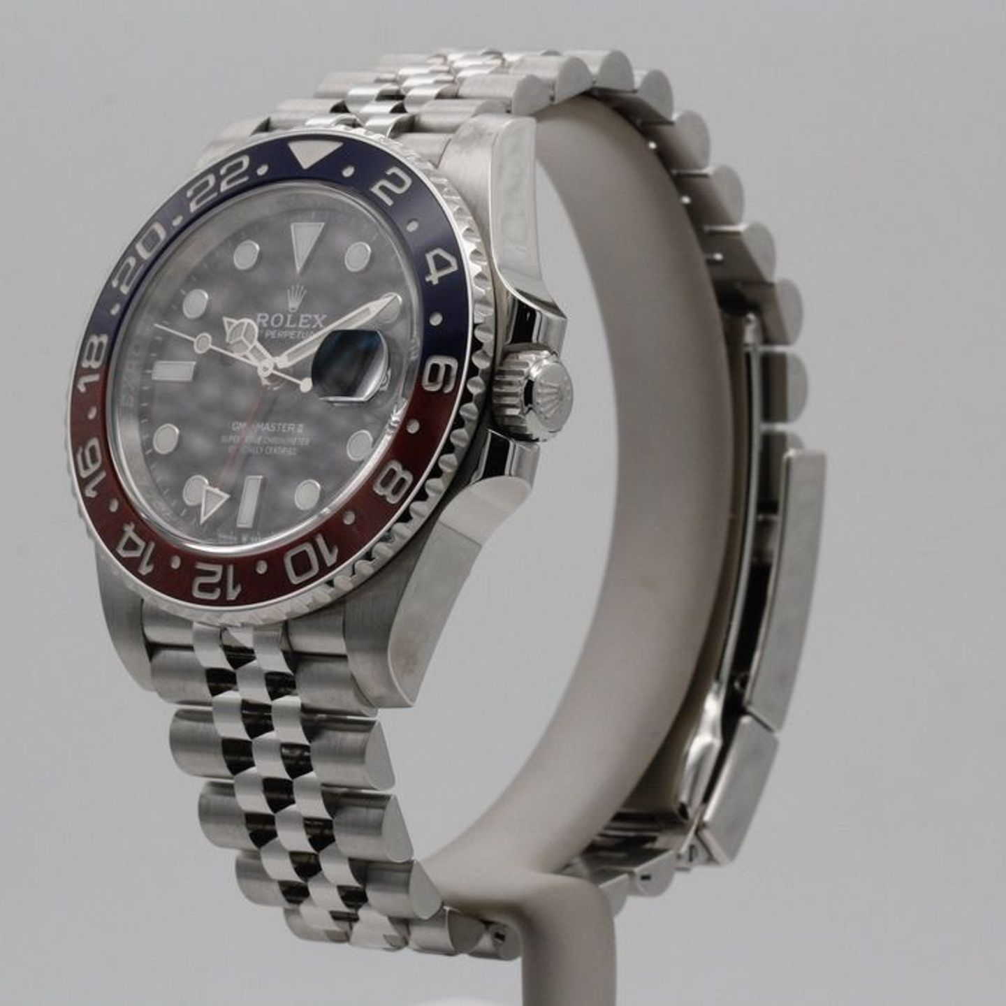 Rolex GMT-Master II 126710BLRO (2019) - Black dial 40 mm Steel case (2/8)