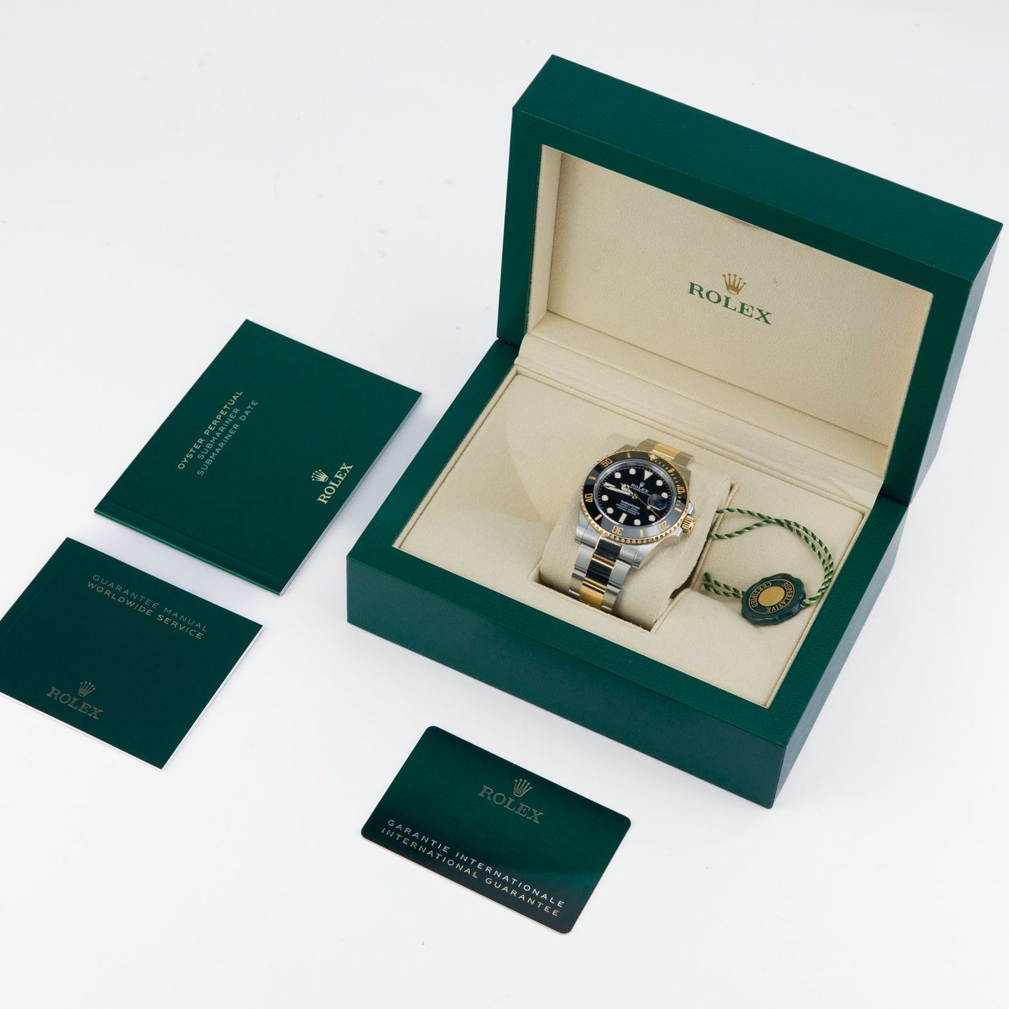 Rolex Submariner Date 126613LN - (2/5)