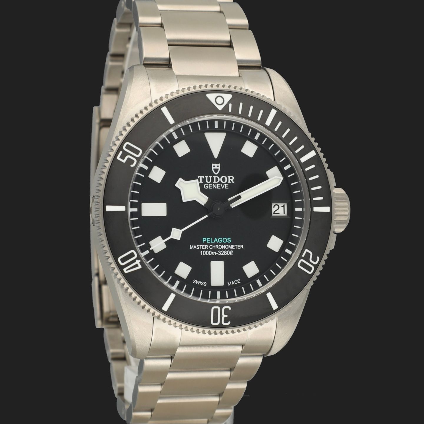 Tudor Pelagos 2543C1A7NU (2026) - Black dial 43 mm Titanium case (4/8)