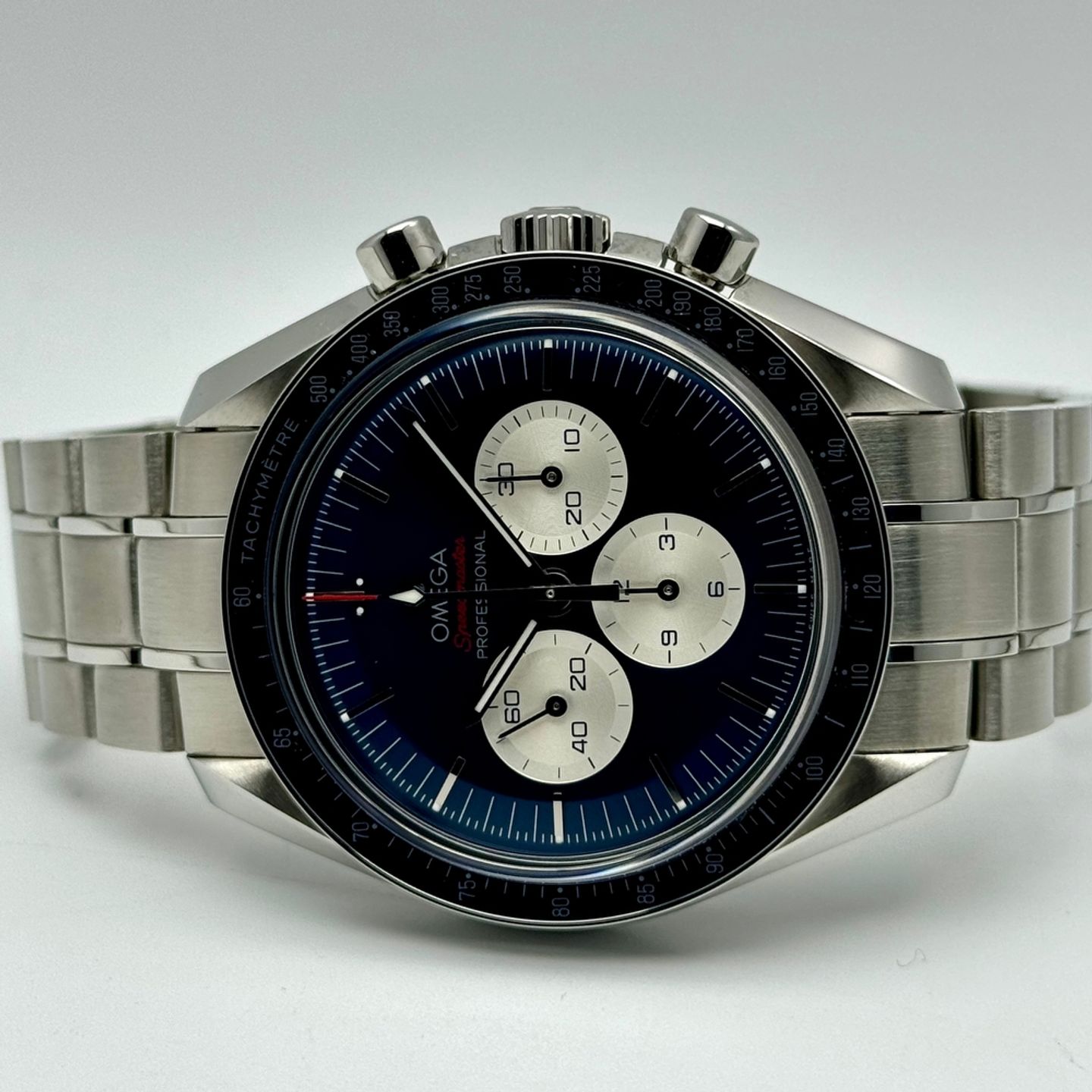 Omega Speedmaster Professional Moonwatch 522.30.42.30.03.001 (2020) - Blue dial 42 mm Steel case (2/10)