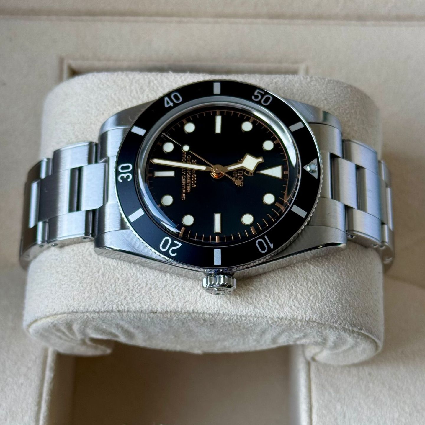 Tudor Black Bay 54 79000N (2023) - Black dial 37 mm Steel case (4/7)