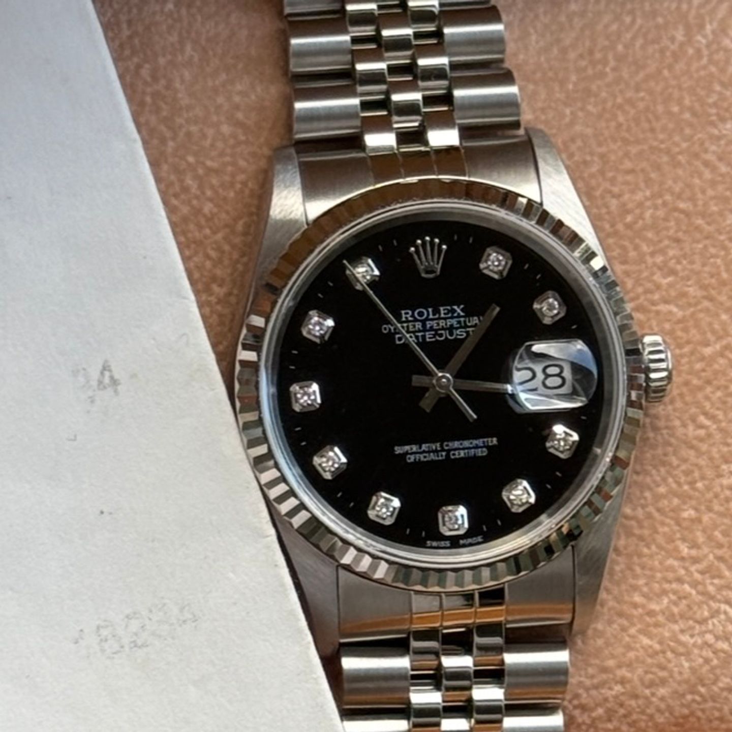 Rolex Datejust 36 16234 (2002) - Black dial 36 mm Steel case (1/8)