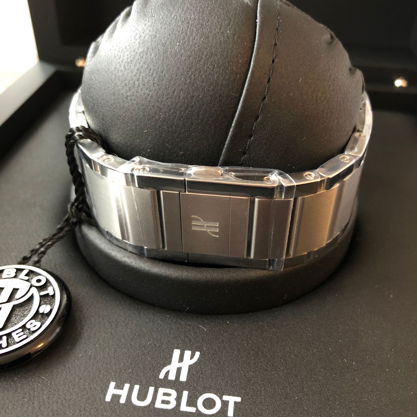 Hublot Classic Fusion 45, 42, 38, 33 mm 510.NX.2610.NX (2021) - Silver dial 45 mm Titanium case (8/8)