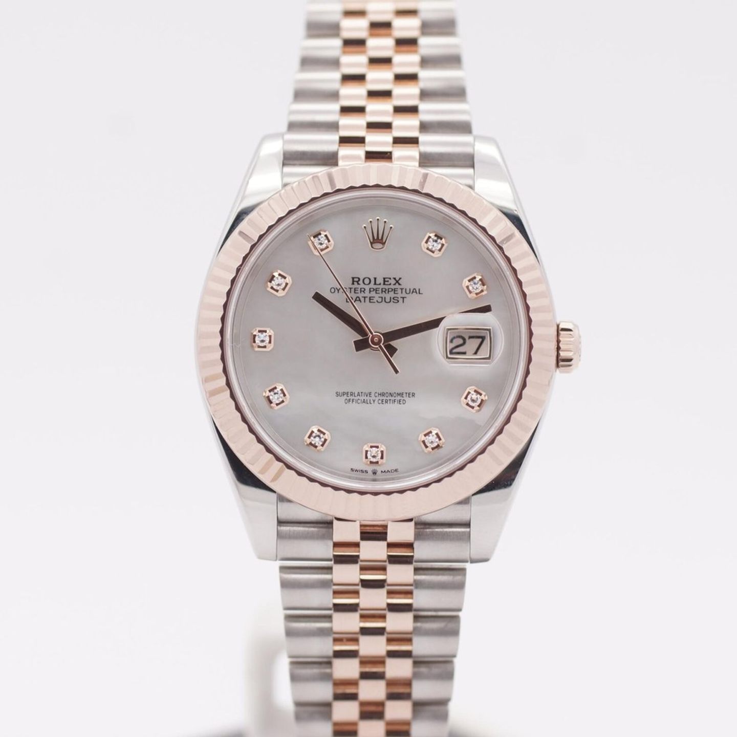 Rolex Datejust 41 126331 (2023) - Parelmoer wijzerplaat 41mm Goud/Staal (3/8)
