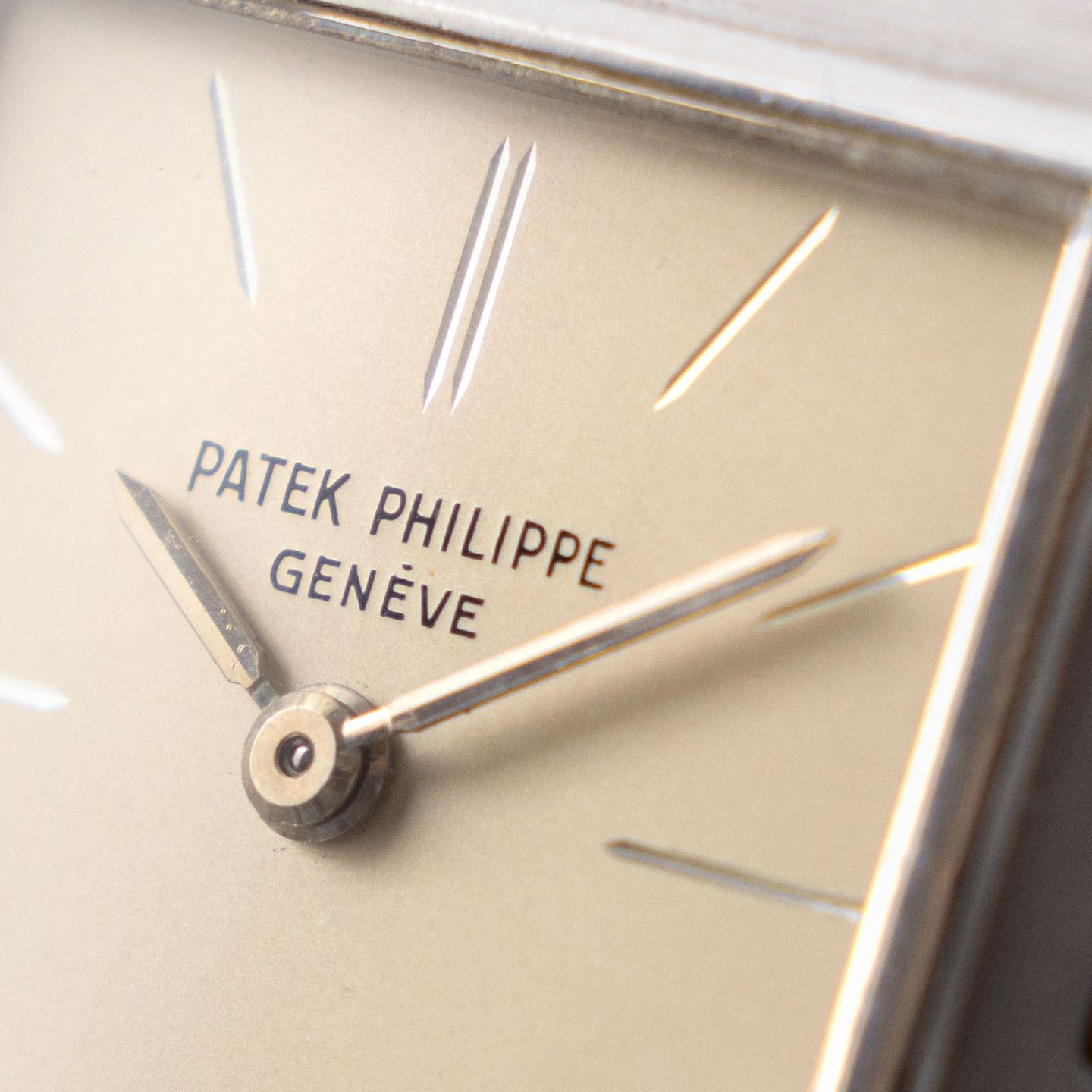 Patek Philippe Golden Ellipse 5738/1R-001 (1965) - Zwart wijzerplaat 35mm Roségoud (2/8)