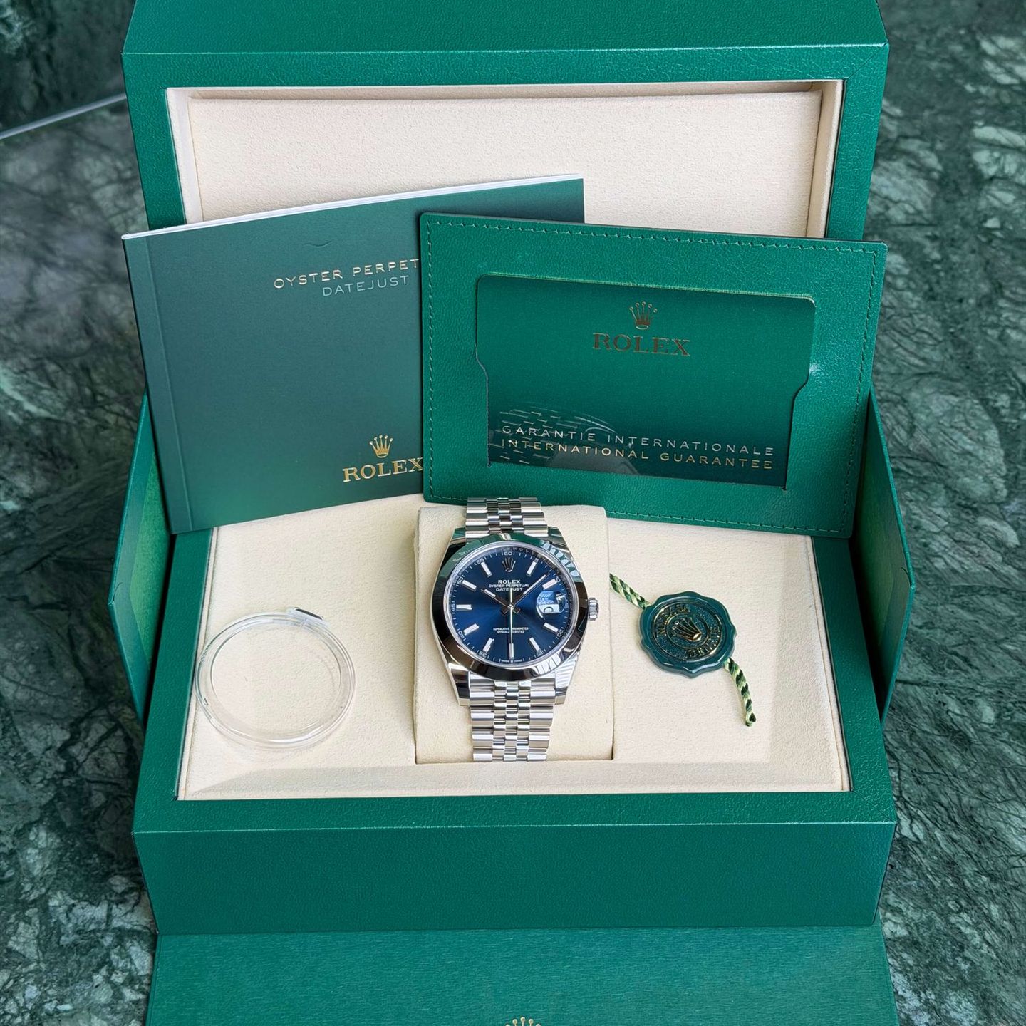 Rolex Datejust 41 126300 (2025) - Blue dial 41 mm Steel case (2/7)