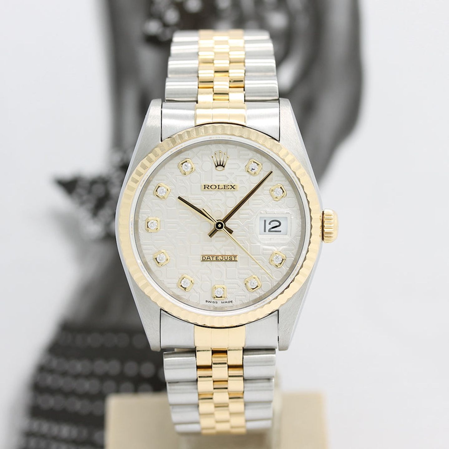Rolex Datejust 36 16233 (1998) - Silver dial 36 mm Gold/Steel case (3/8)