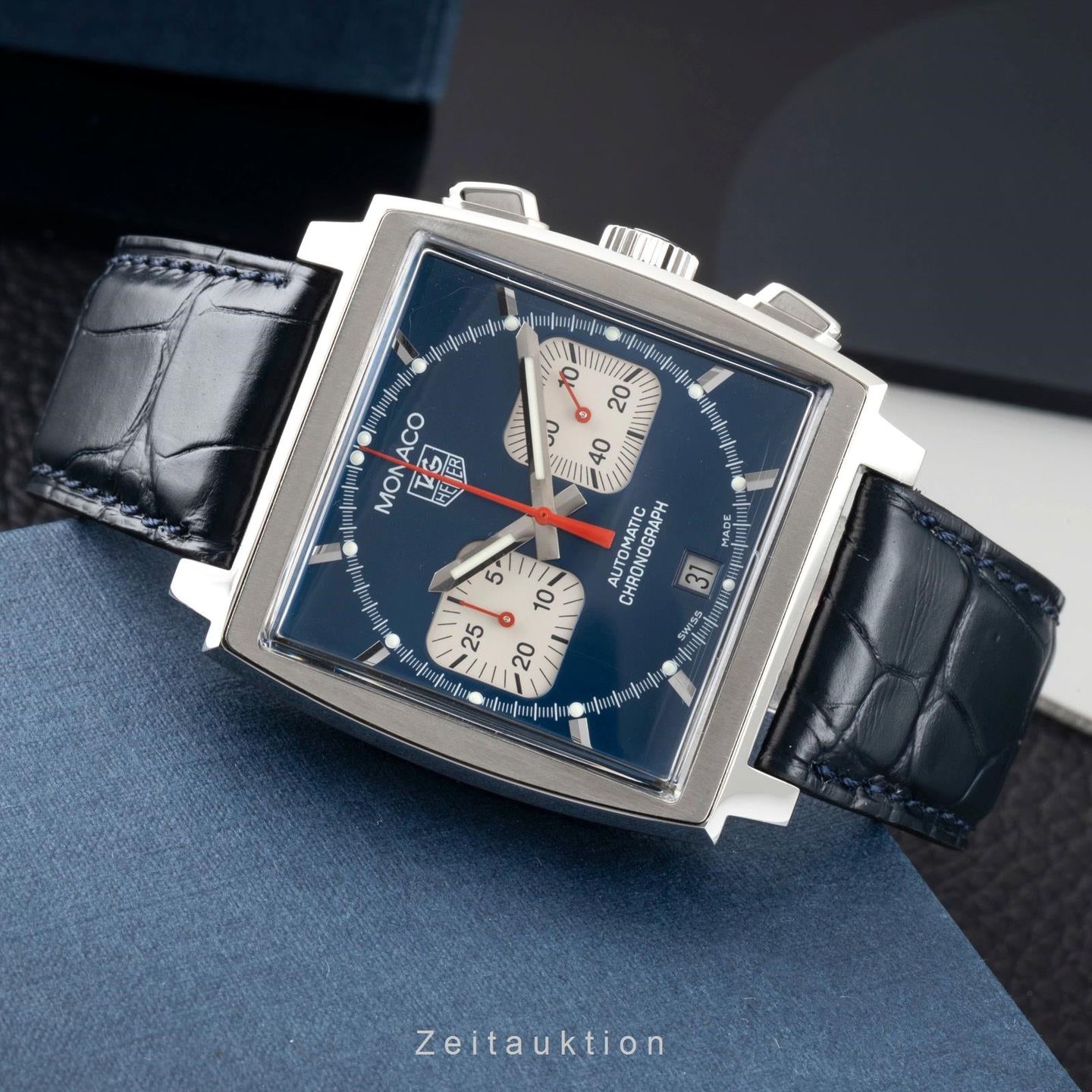 TAG Heuer Monaco CW2113 - (2/8)