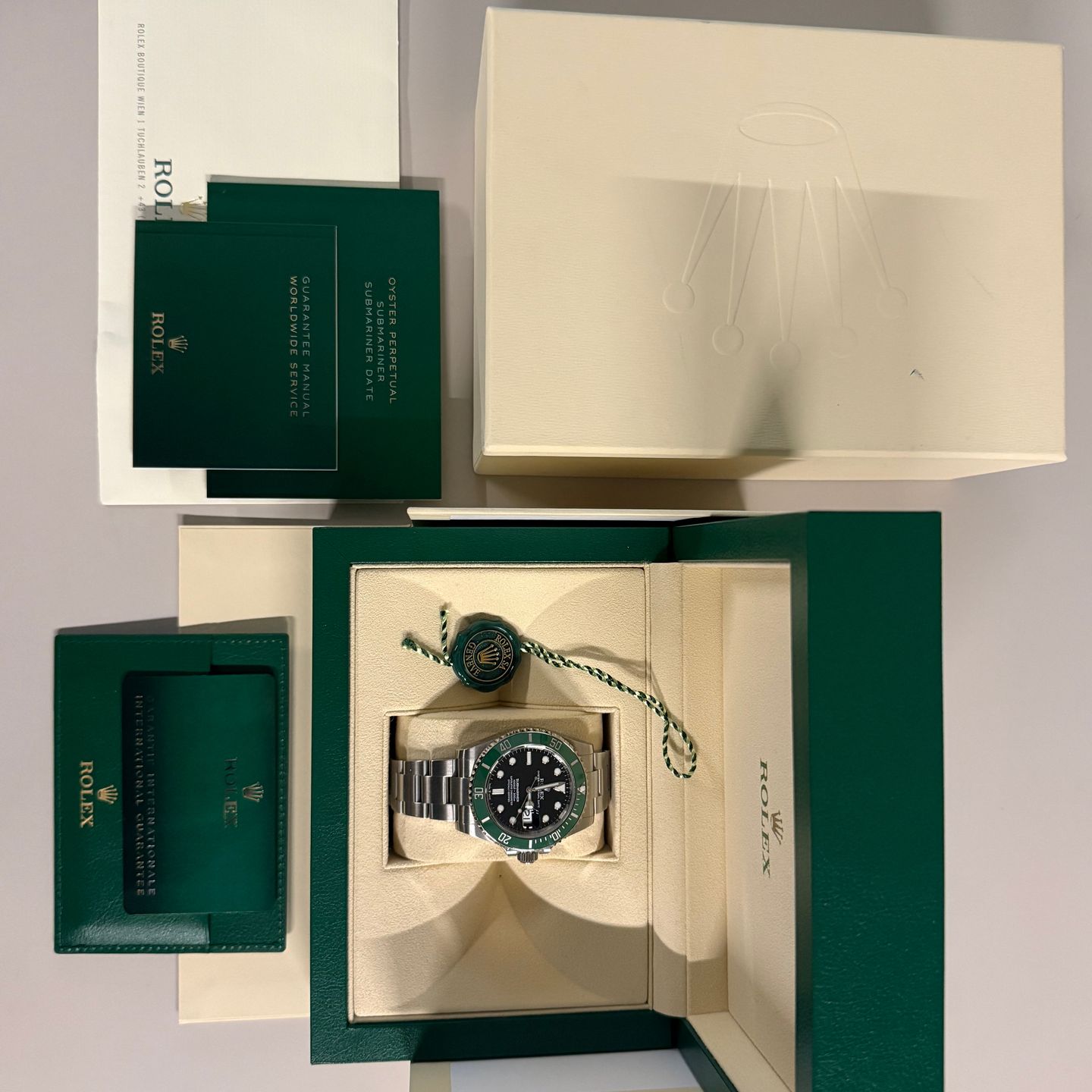 Rolex Submariner Date 126610LV - (2/7)