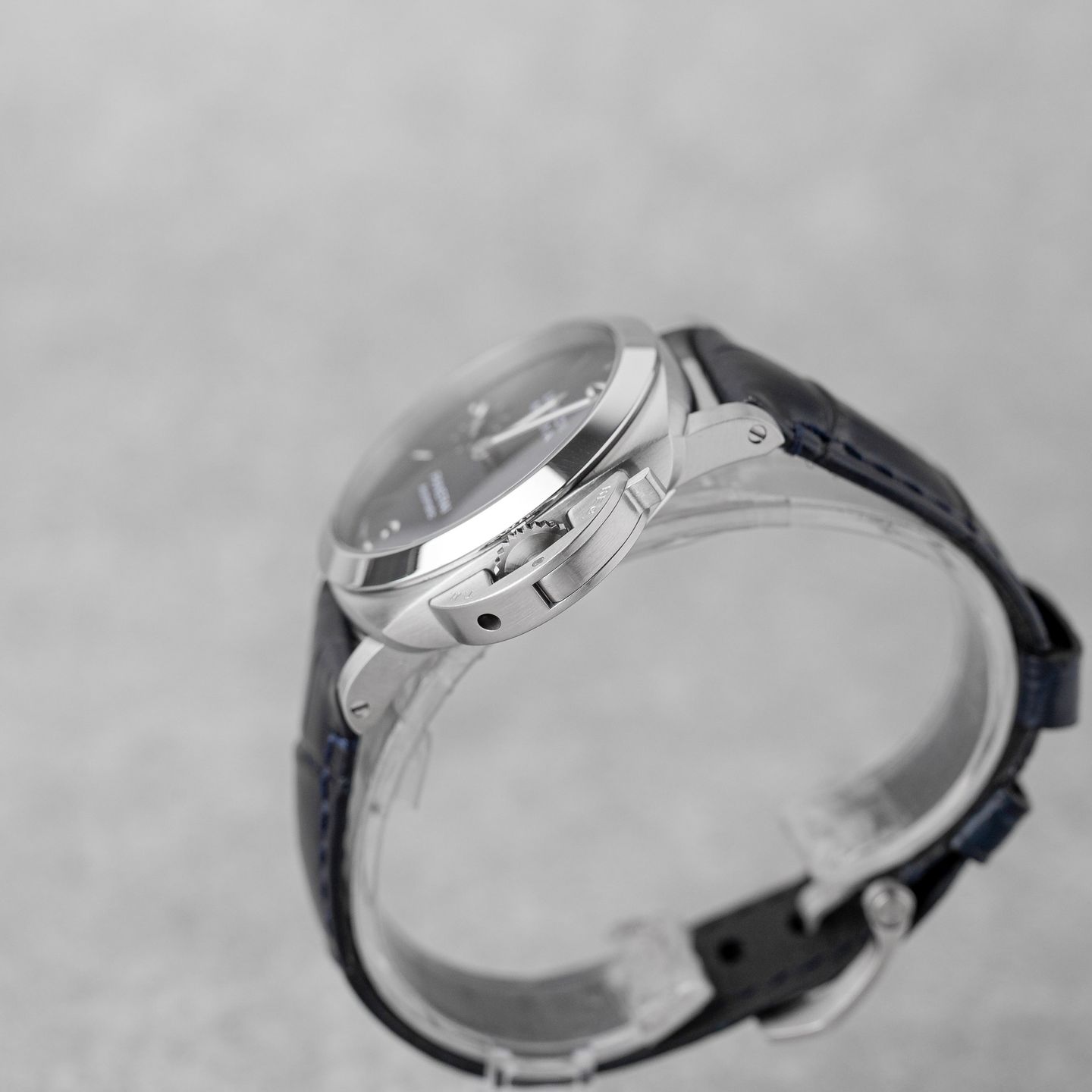 Panerai Luminor 1950 PAM01372 (2023) - Black dial 40 mm Steel case (5/8)