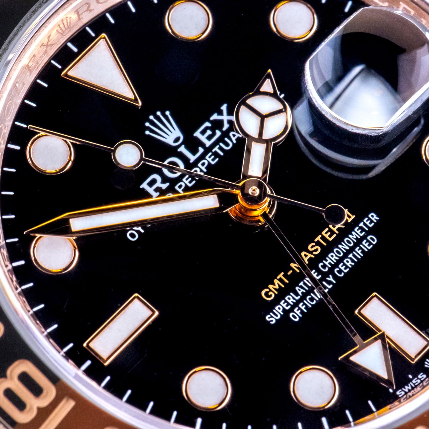 Rolex GMT-Master II 126715CHNR (2025) - Black dial 40 mm Rose Gold case (2/8)