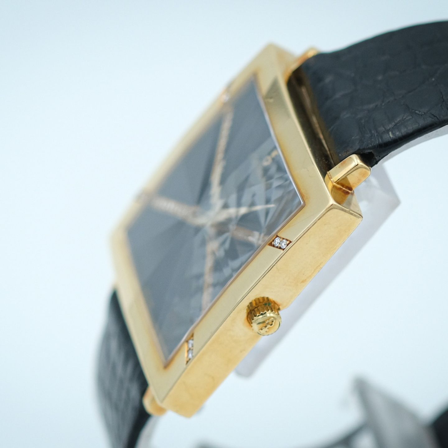 Corum Vintage 64.321.65 - (7/8)