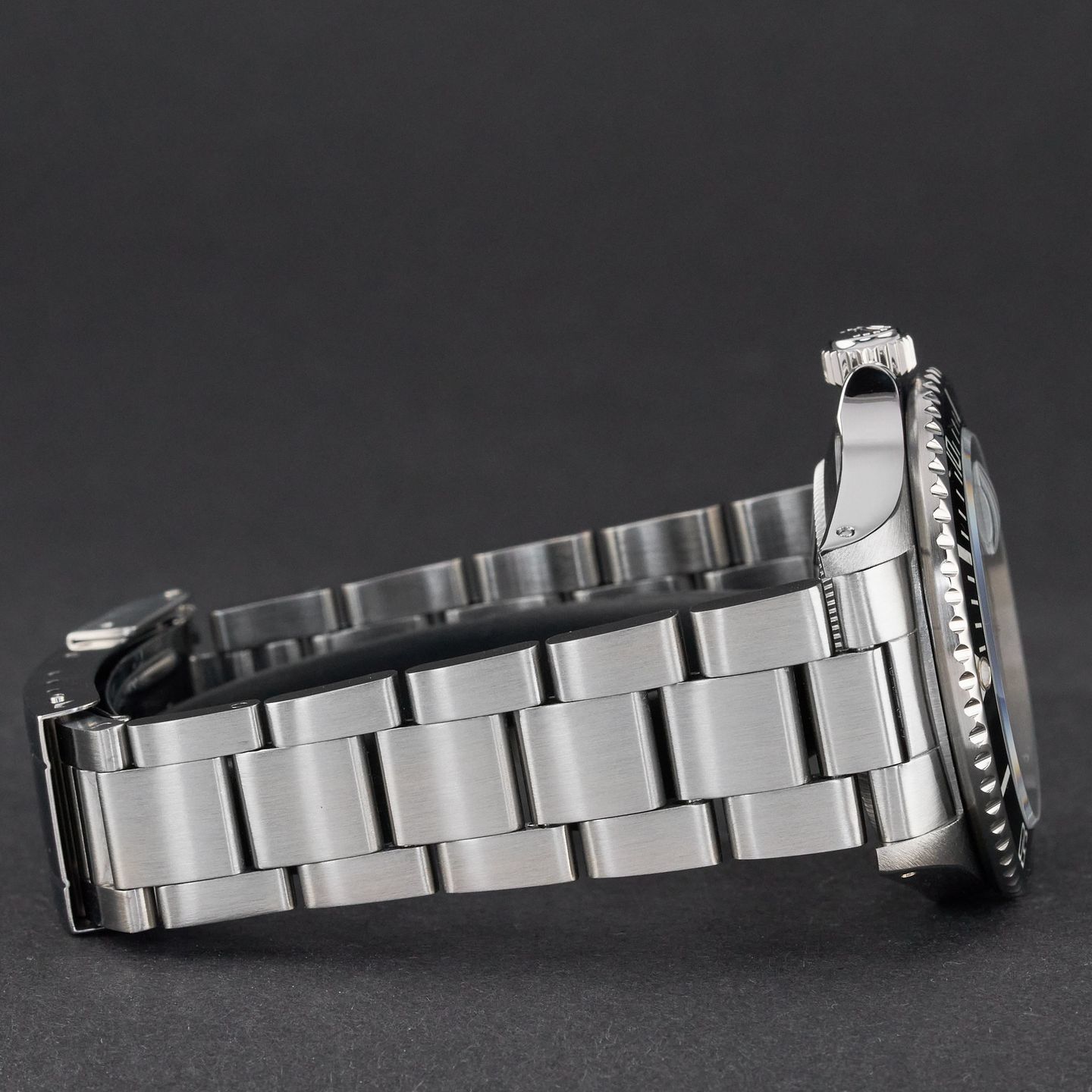 Rolex Submariner Date 168000 (1987) - Black dial 40 mm Steel case (6/8)