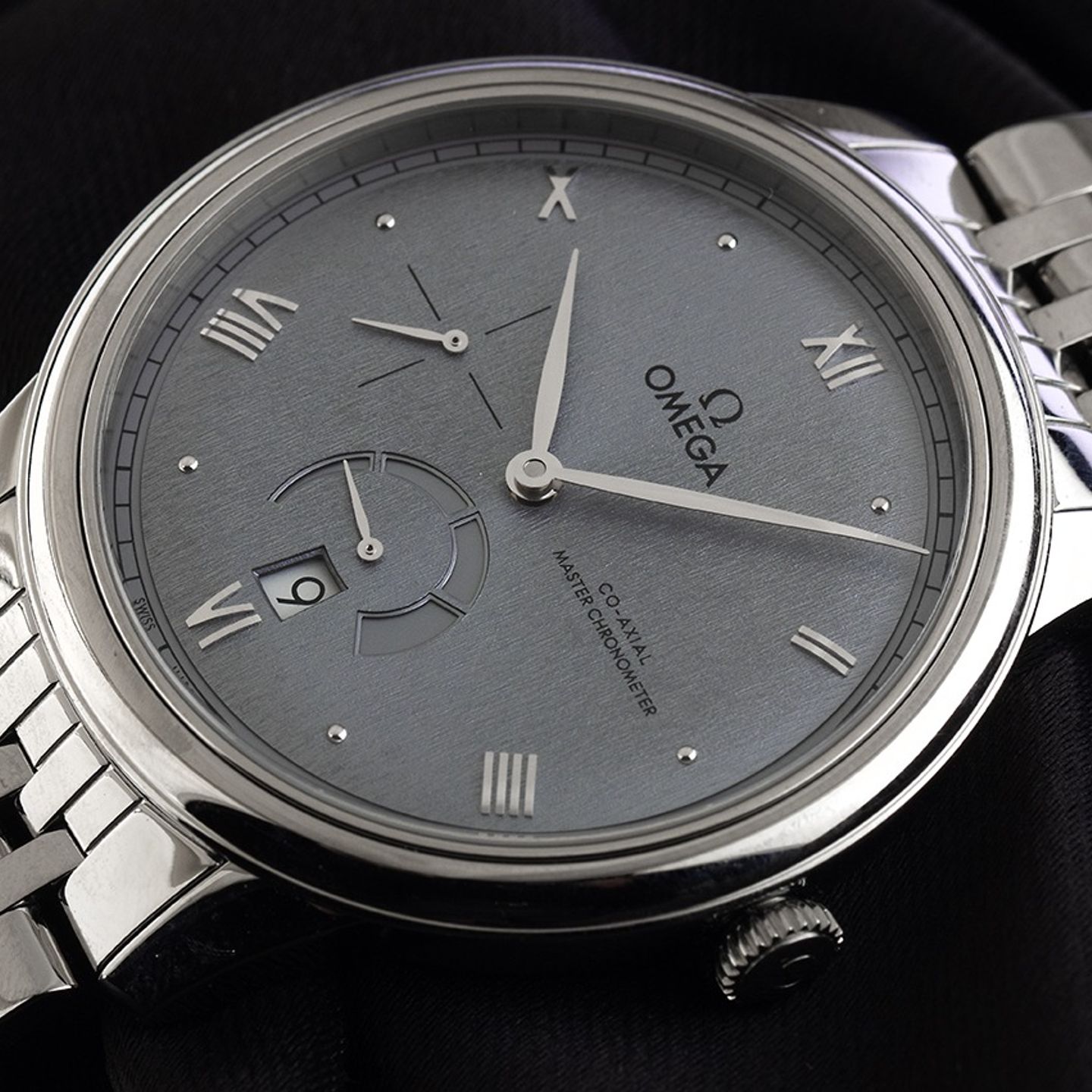 Omega De Ville 434.10.41.21.03.001 (2025) - Blauw wijzerplaat 41mm Staal (3/7)