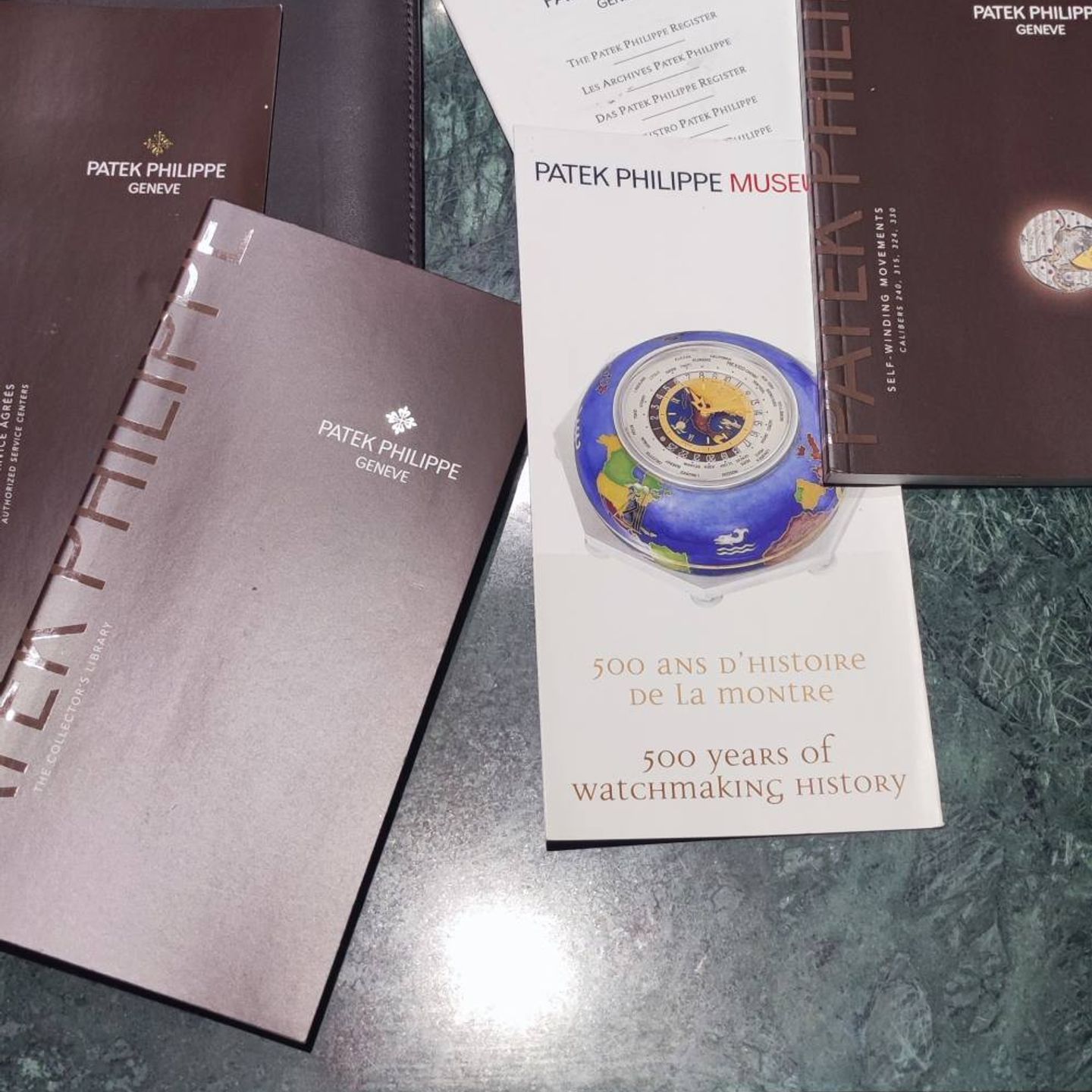 Patek Philippe Calatrava 5296G - (6/7)
