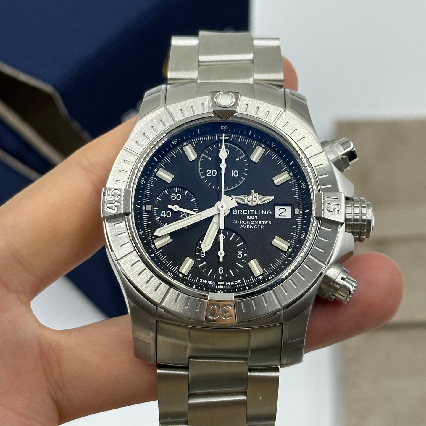 Breitling Avenger A13385101B1A1 - (5/8)