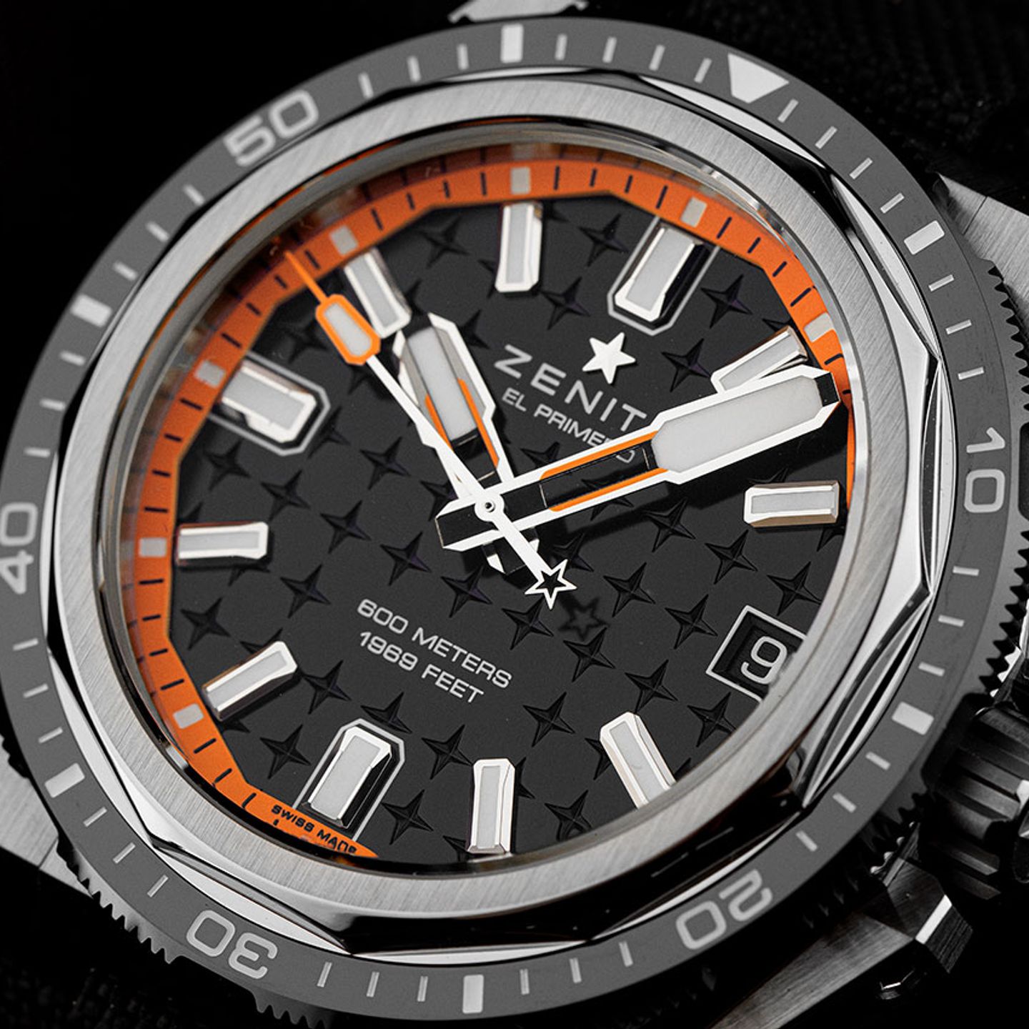 Zenith Defy 95.9600.3620/21.I300 (2025) - Black dial 43 mm (3/7)