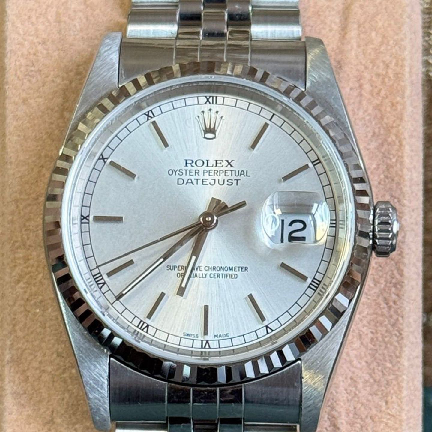 Rolex Datejust 36 16234 (1994) - Silver dial 36 mm Steel case (6/8)