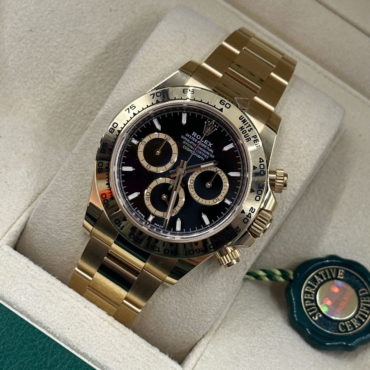 Rolex Daytona 126508 (2024) - Zwart wijzerplaat 40mm Geelgoud (8/8)