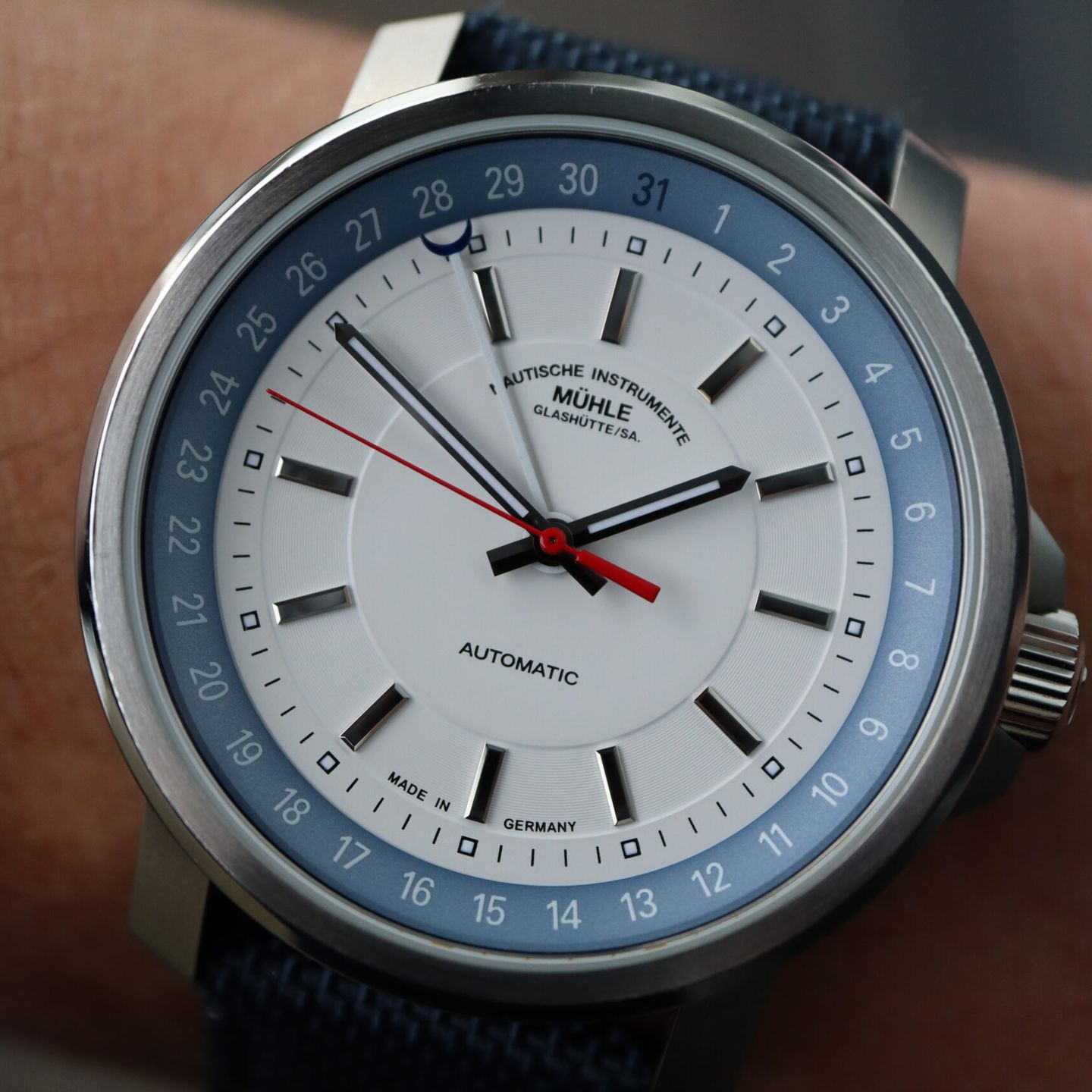 Mühle Glashütte 29er M1-25-32-NB (2023) - White dial 43 mm Steel case (1/8)