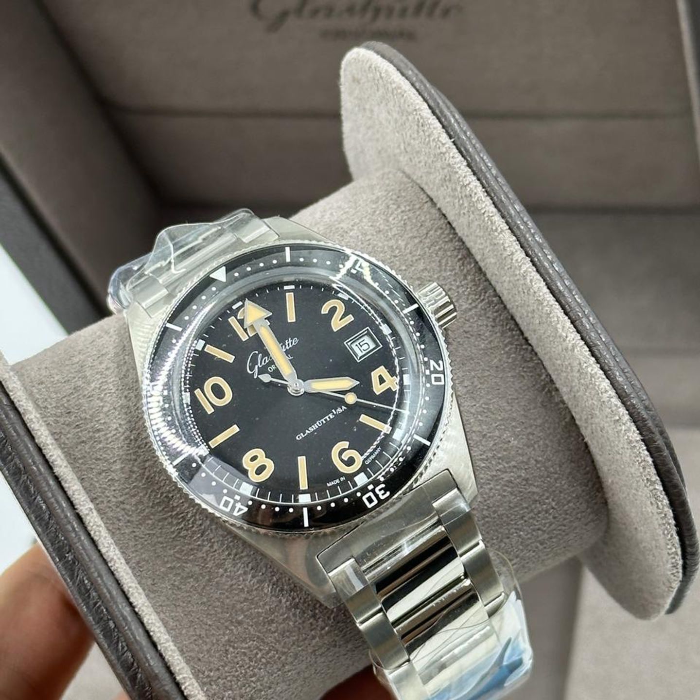 Glashütte Original SeaQ 1-39-11-06-80-70 - (1/10)