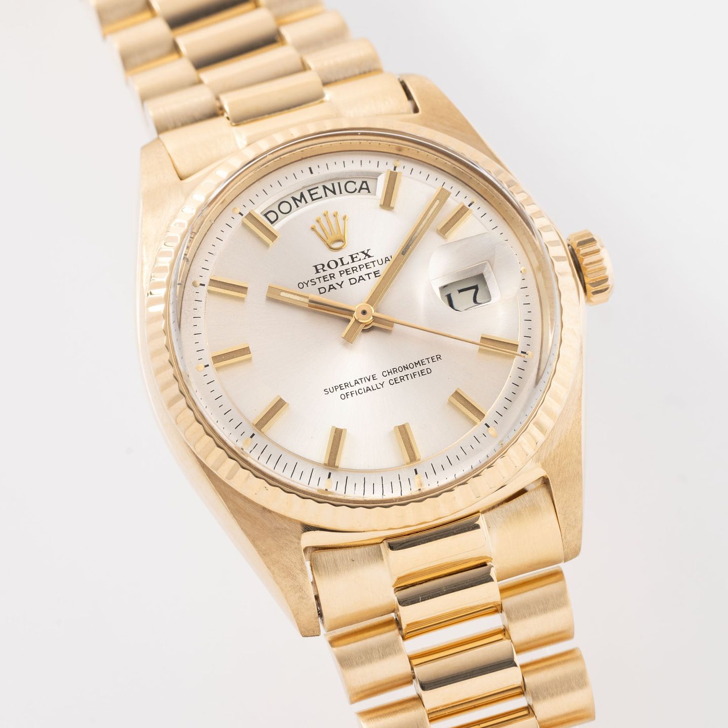 Rolex Day-Date 1803 (1972) - Silver dial 36 mm Yellow Gold case (1/7)