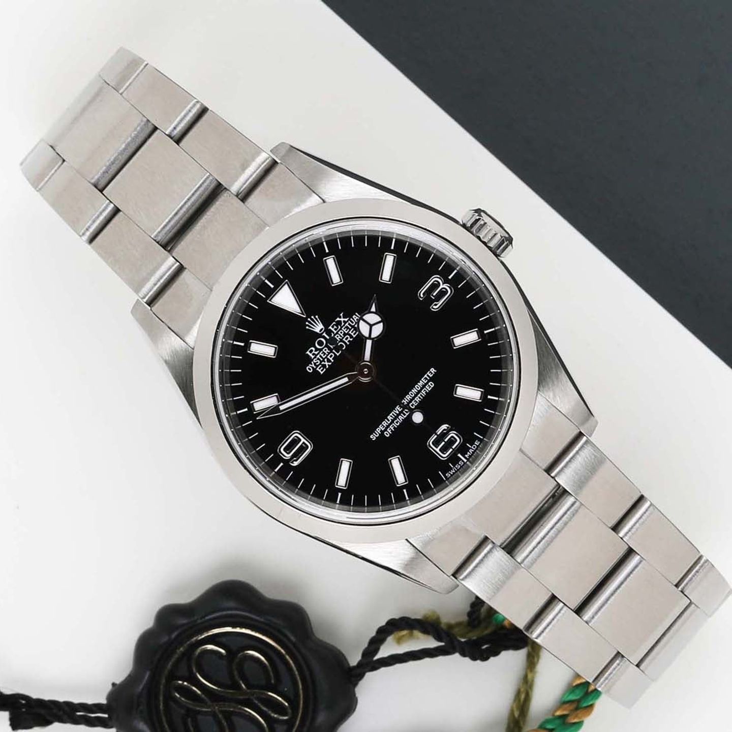 Rolex Explorer 114270 (2002) - Black dial 36 mm Steel case (1/8)