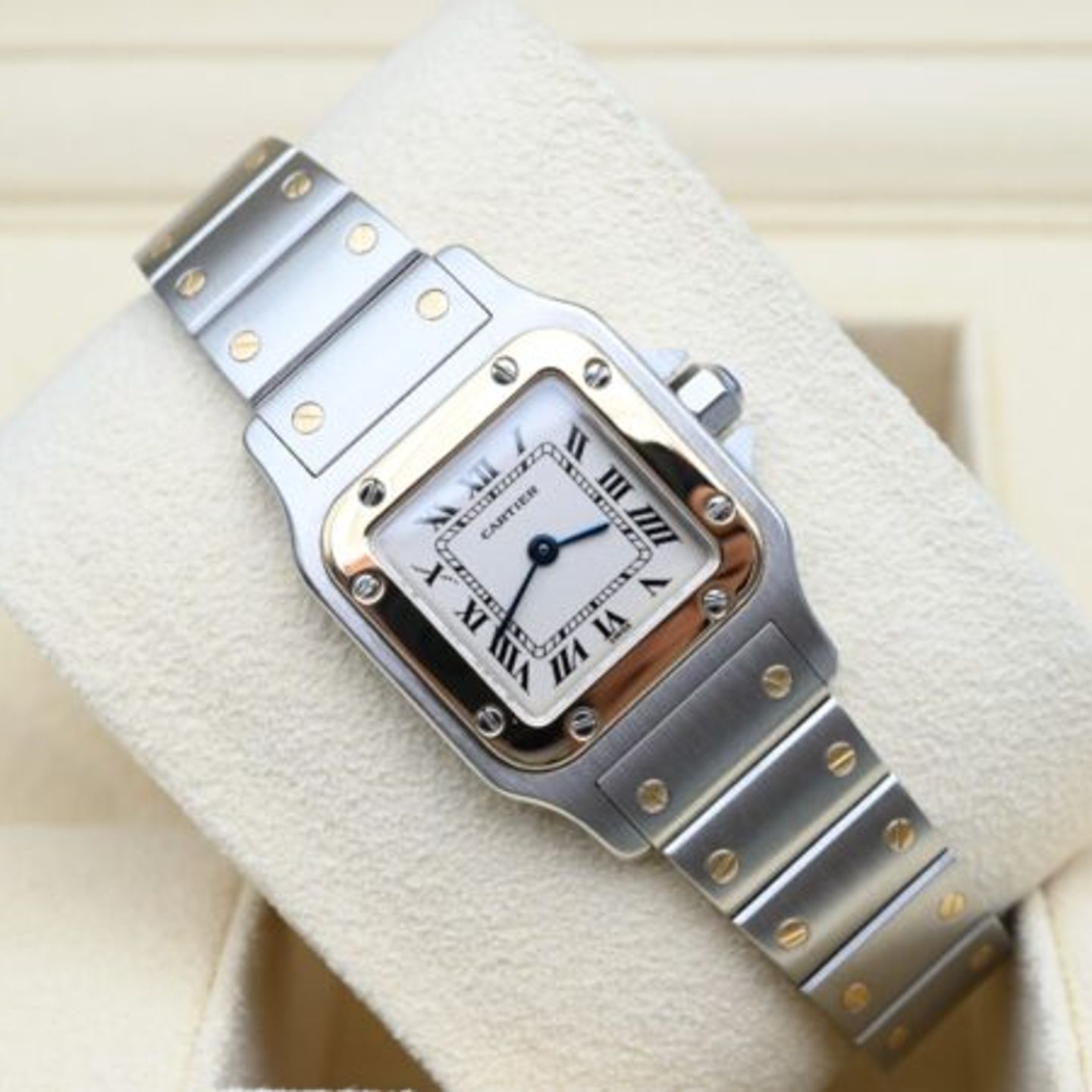 Cartier Santos Galbée 1567 (Unknown (random serial)) - White dial 24 mm Gold/Steel case (1/7)